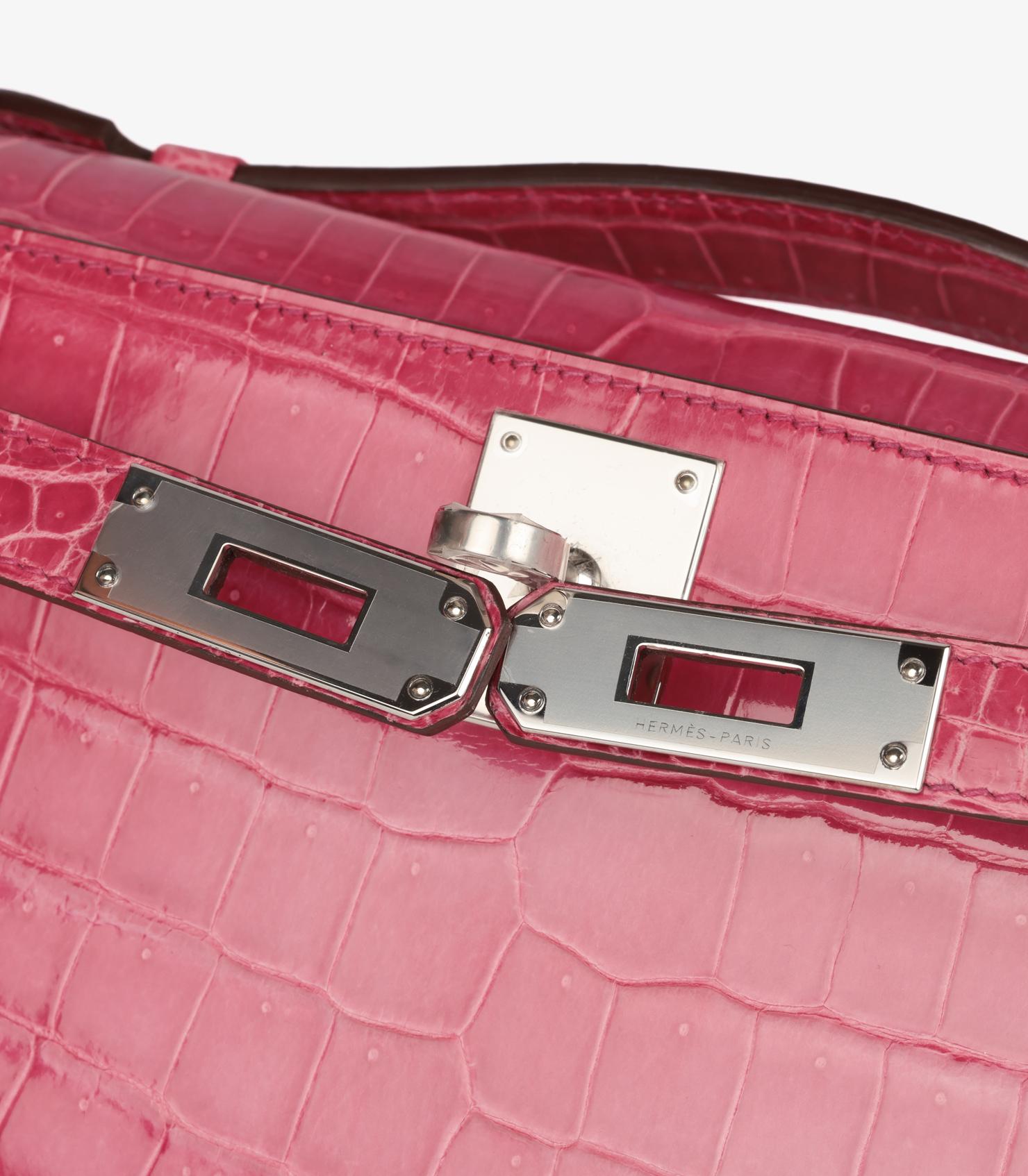 Hermès Rose Tyrien Shiny Shiny Porosus Crocodile Leather Kelly Cut For Sale 3