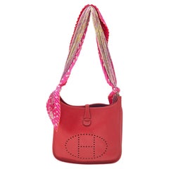 Hermes Rouge Casaque Togo Leder Evelyne III PM Tasche