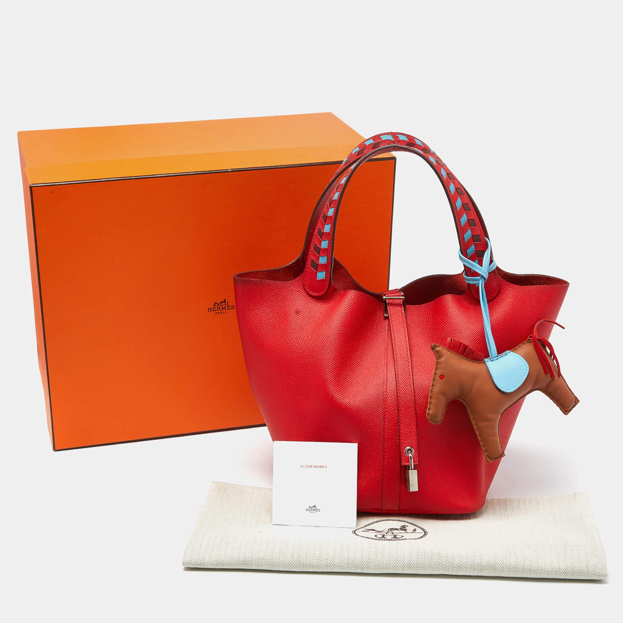 Hermes Rouge Coeur/Blue Du Nord/Rouge H Epsom Leather Picotin Lock 22 Bag Pour femmes en vente