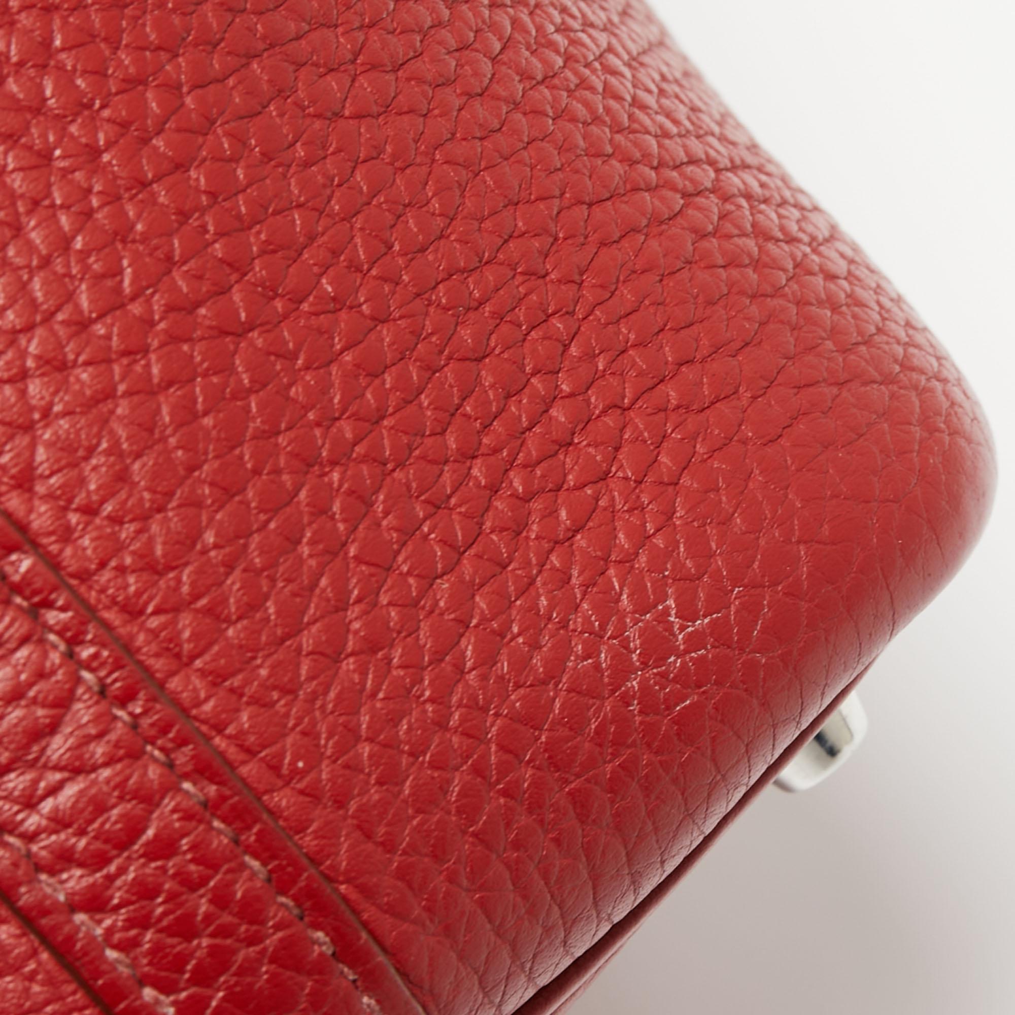 Hermes Rouge Garance Togo Leather Picotin Lock 18 Bag In Good Condition In Dubai, Al Qouz 2