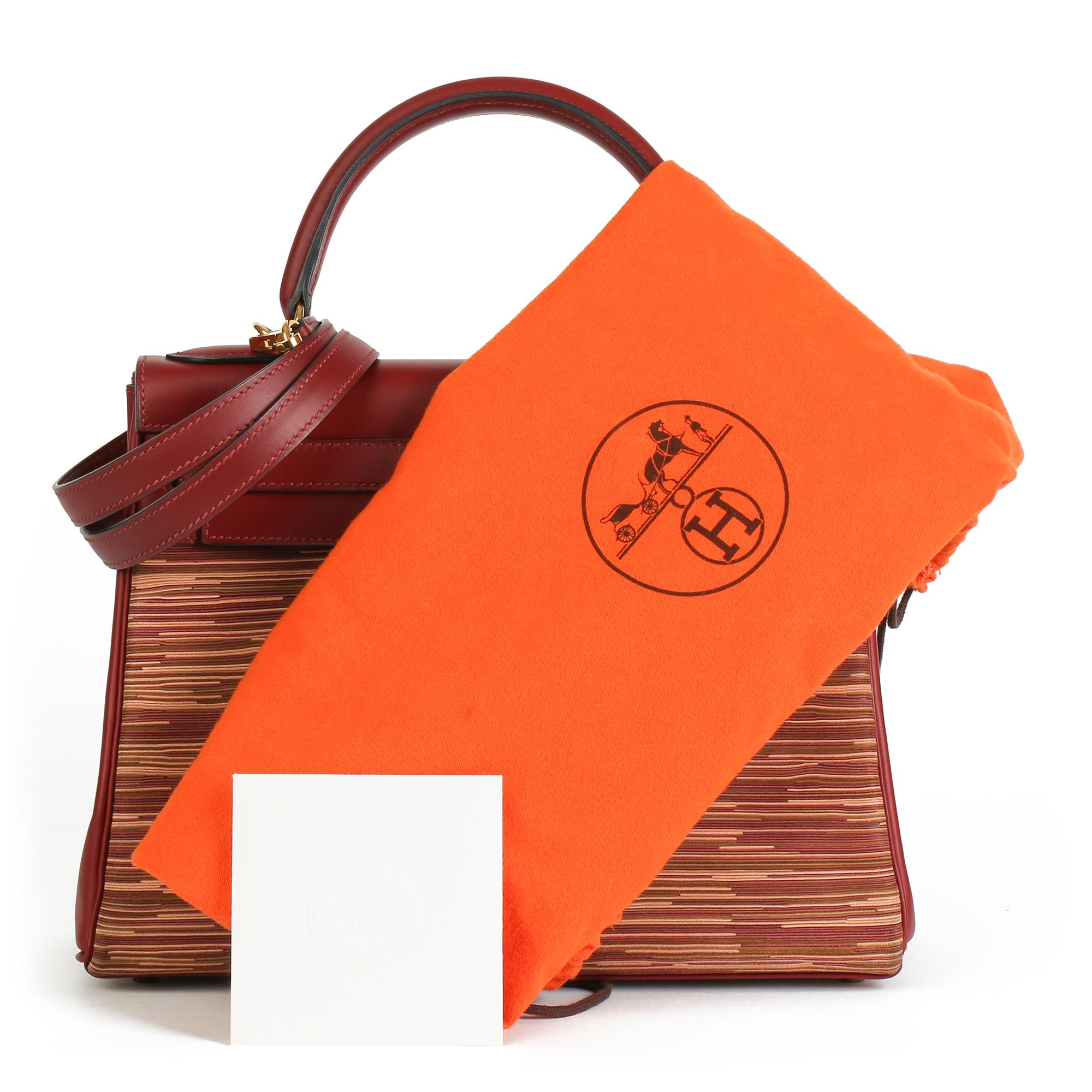 Hermès Rouge H Box Calf Leather Vibrato Kelly 28cm Retourne en venta 5