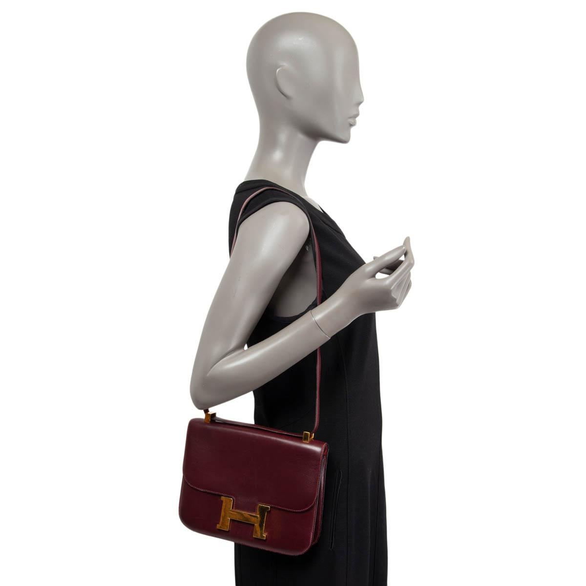 Women's HERMES Rouge H burgundy Box leather CONSTANCE 23 Bag w Gold VINTAGE For Sale