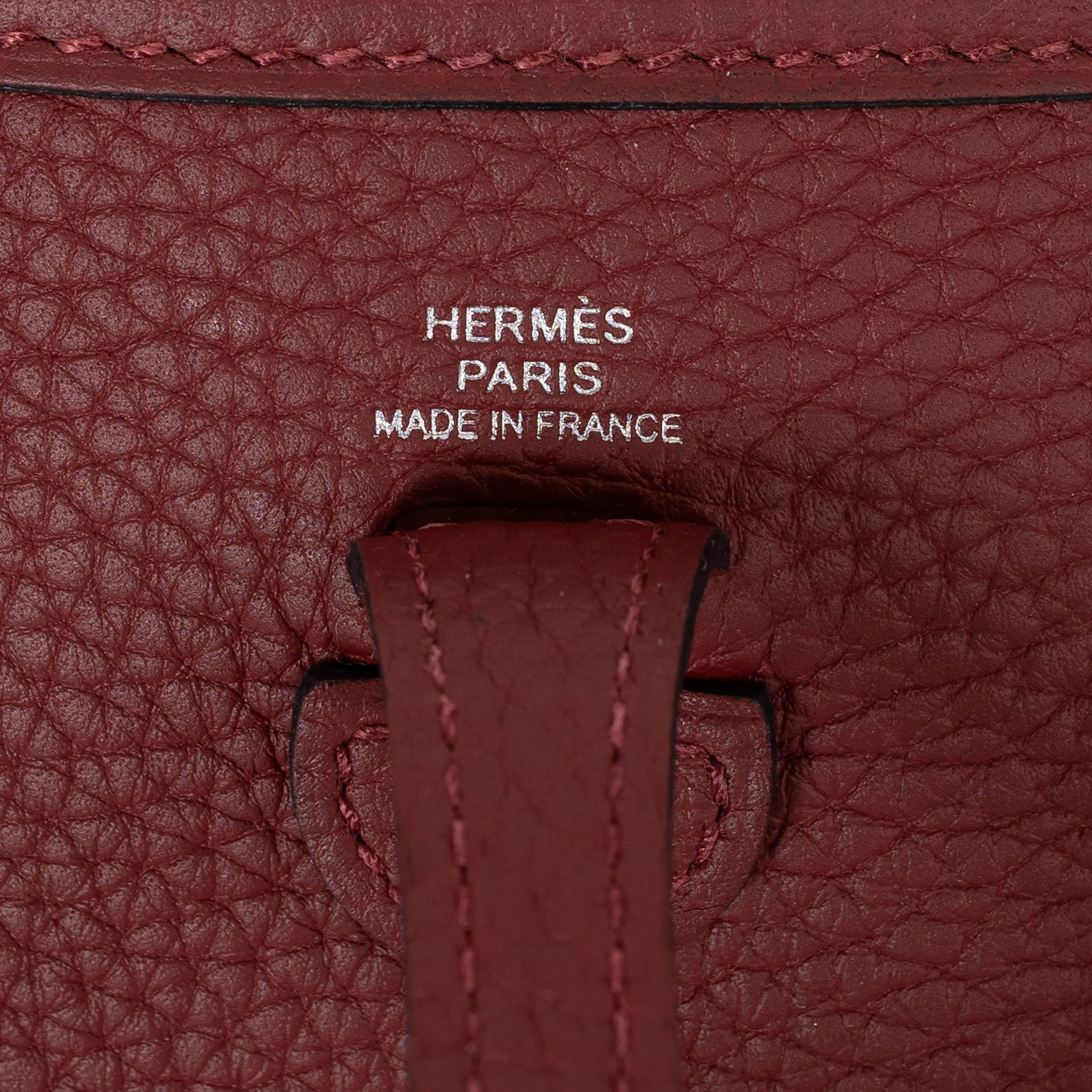 HERMES Rouge H burgundy Clemence leather EVELYNE 16 TPM Crossbody Bag Phw In New Condition For Sale In Zürich, CH