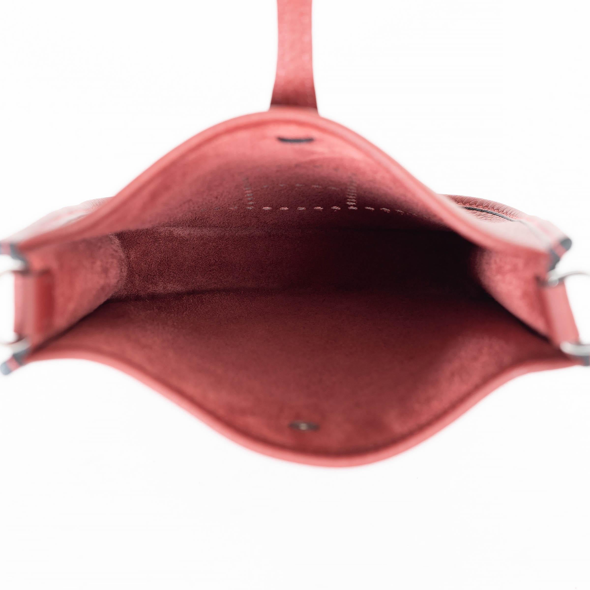 HERMES Rouge H burgundy Clemence leather EVELYNE 16 TPM Crossbody Bag Phw For Sale 1
