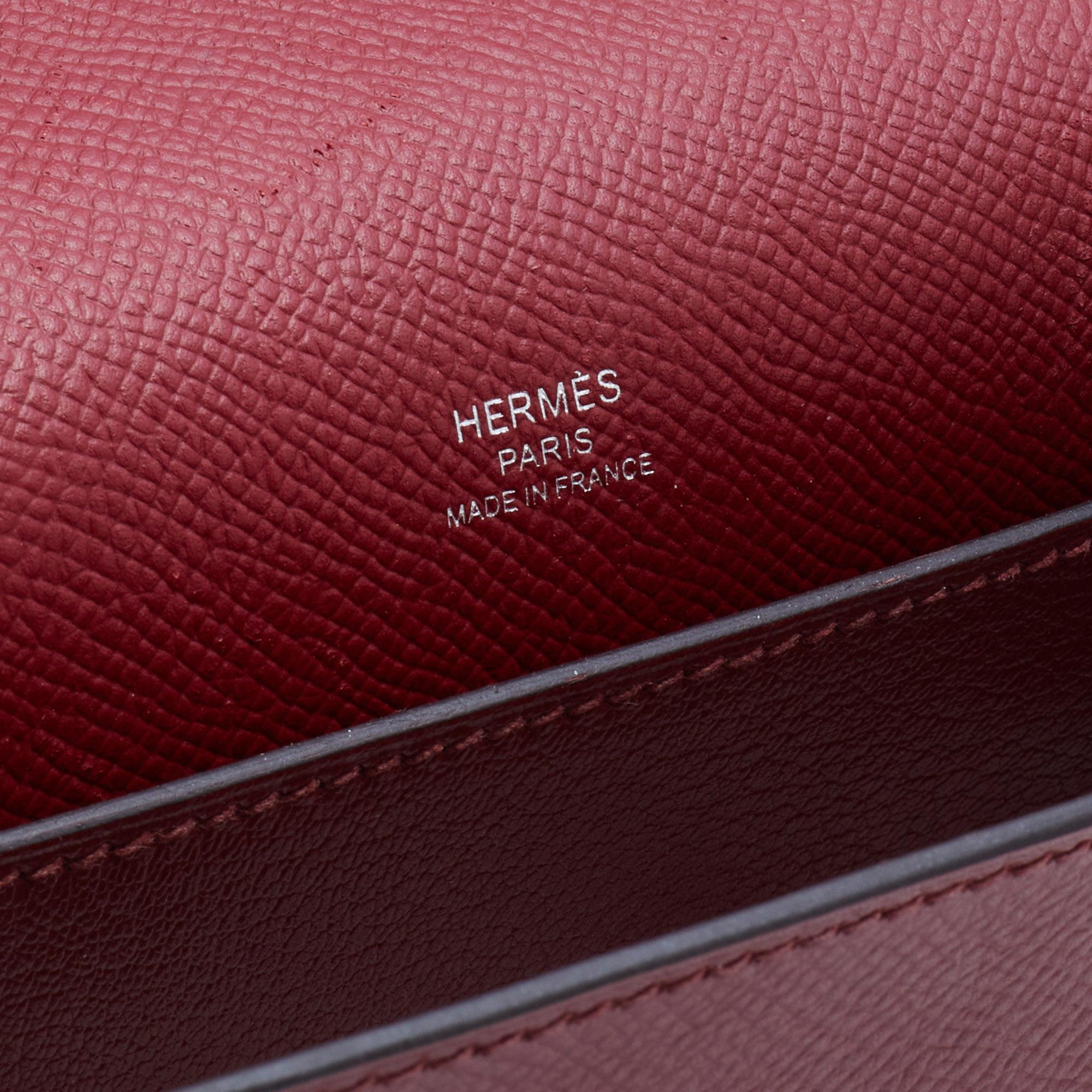 Hermes Rouge H Epsom Leather Octogone 23 Bag In Good Condition In Dubai, Al Qouz 2