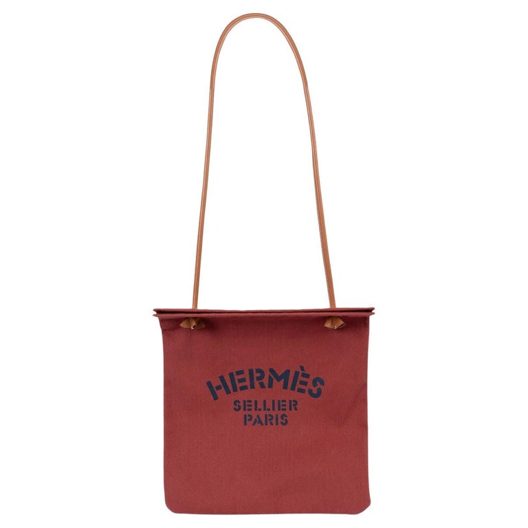 HERMES Rouge H Gold Toile Herringbone ALINE GROOMING Bag For