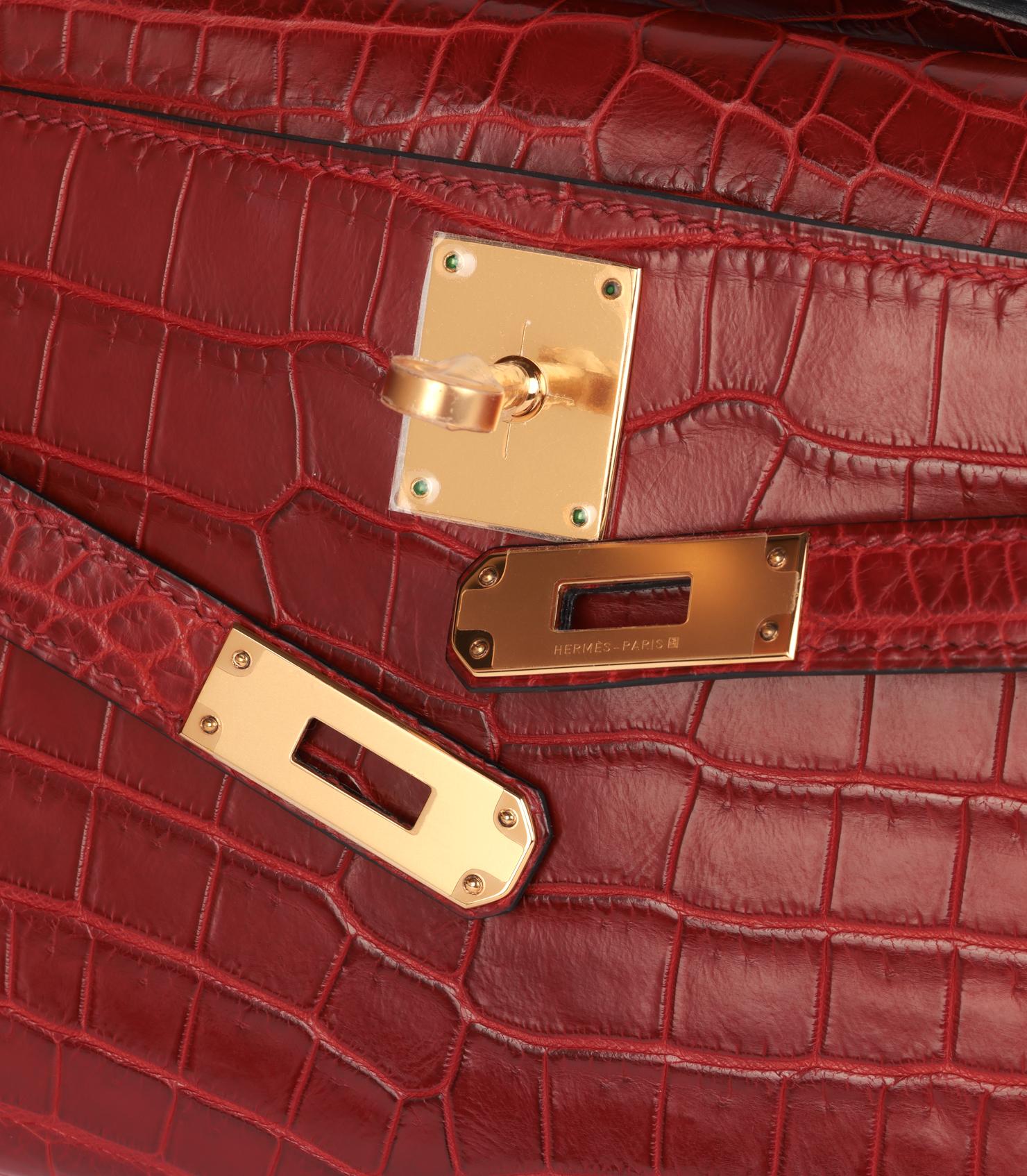 Hermès Rouge H Matte Niloticus Alligator Leather Kelly Cut For Sale 3