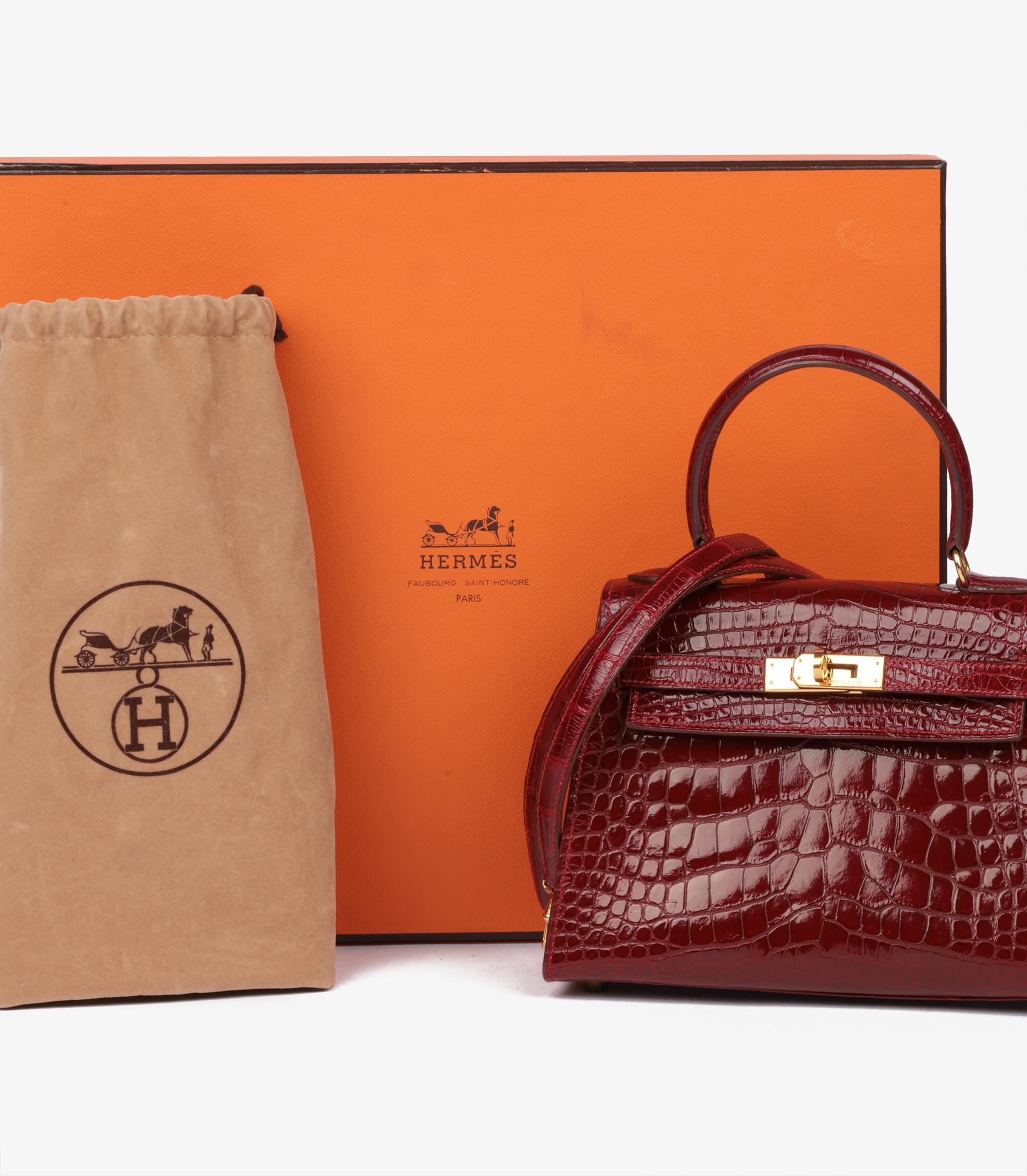 Hermès Rouge H Piel de Aligátor Brillante Kelly Vintage 20cm en venta 7