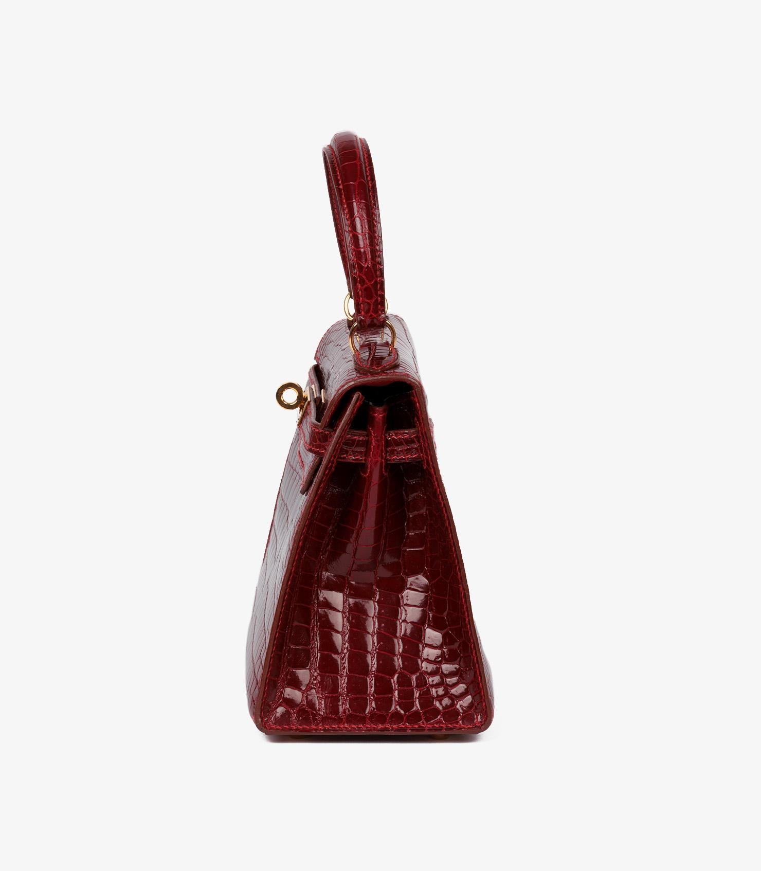 Hermès Rouge H Glänzendes Porosus Krokodilleder Vintage Kelly 20cm (Rot) im Angebot
