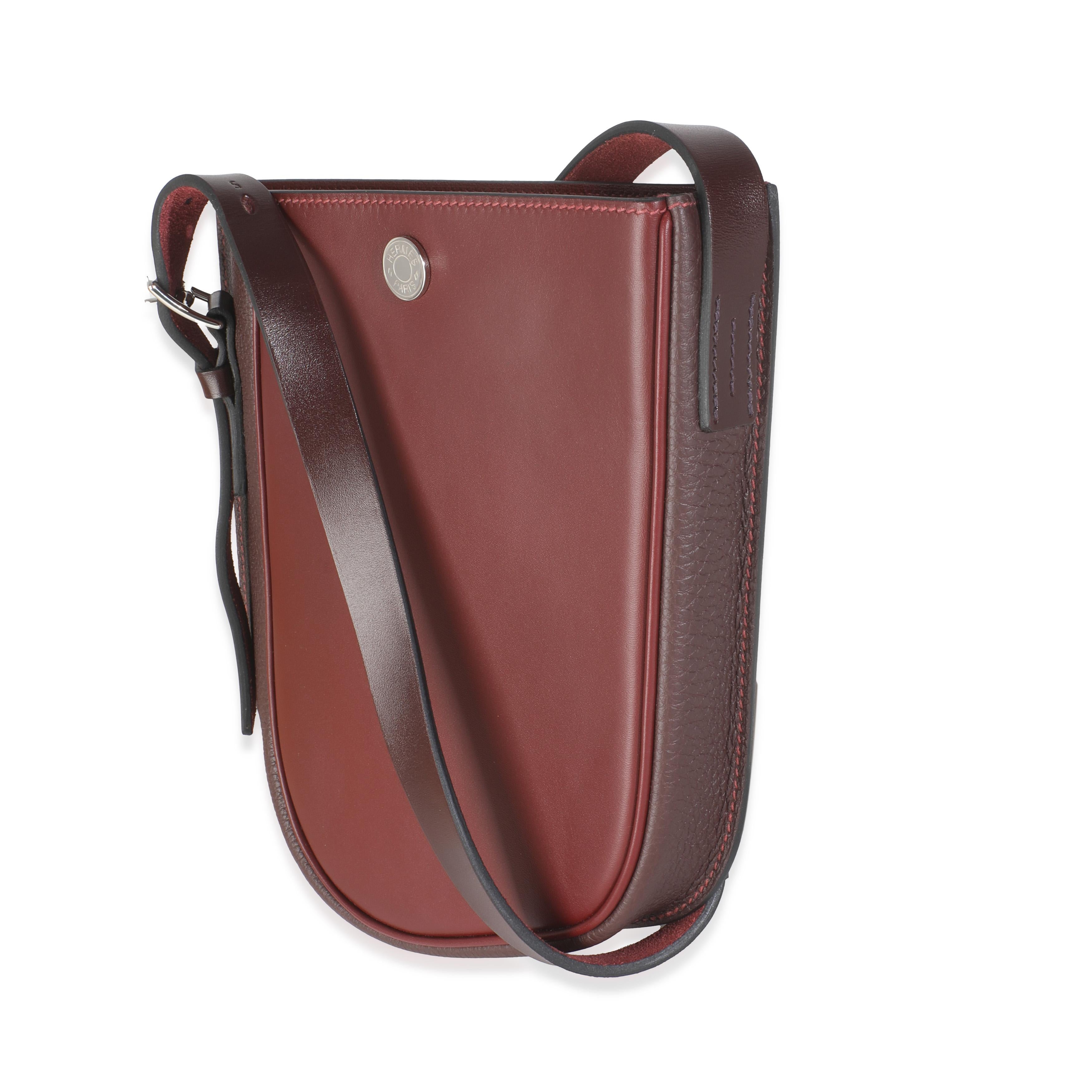 Hermès Rouge H Tadelakt Togo Swift Perspective Cavaliere 21 PHW en Excelente estado para la venta en New York, NY