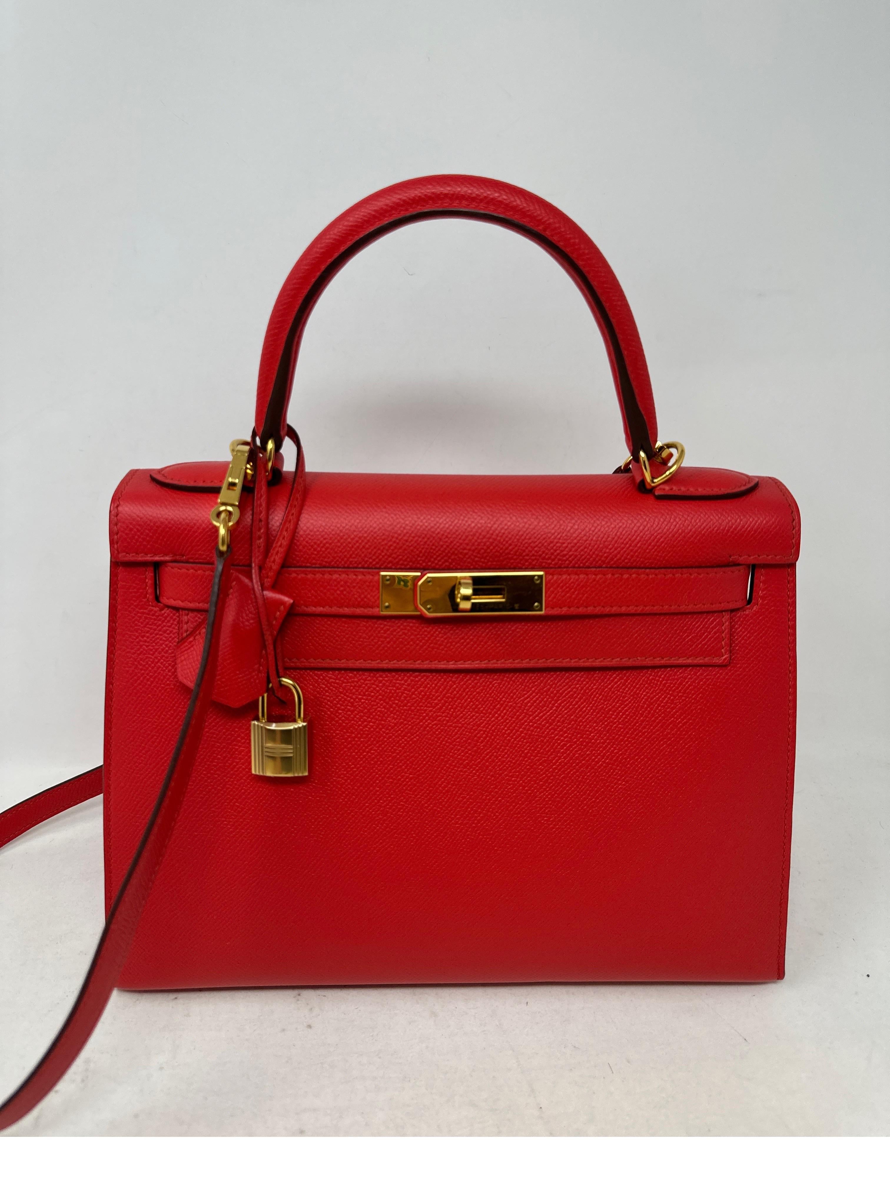 Hermes Rouge Pivoine Red Kelly 28 Bag In Excellent Condition In Athens, GA