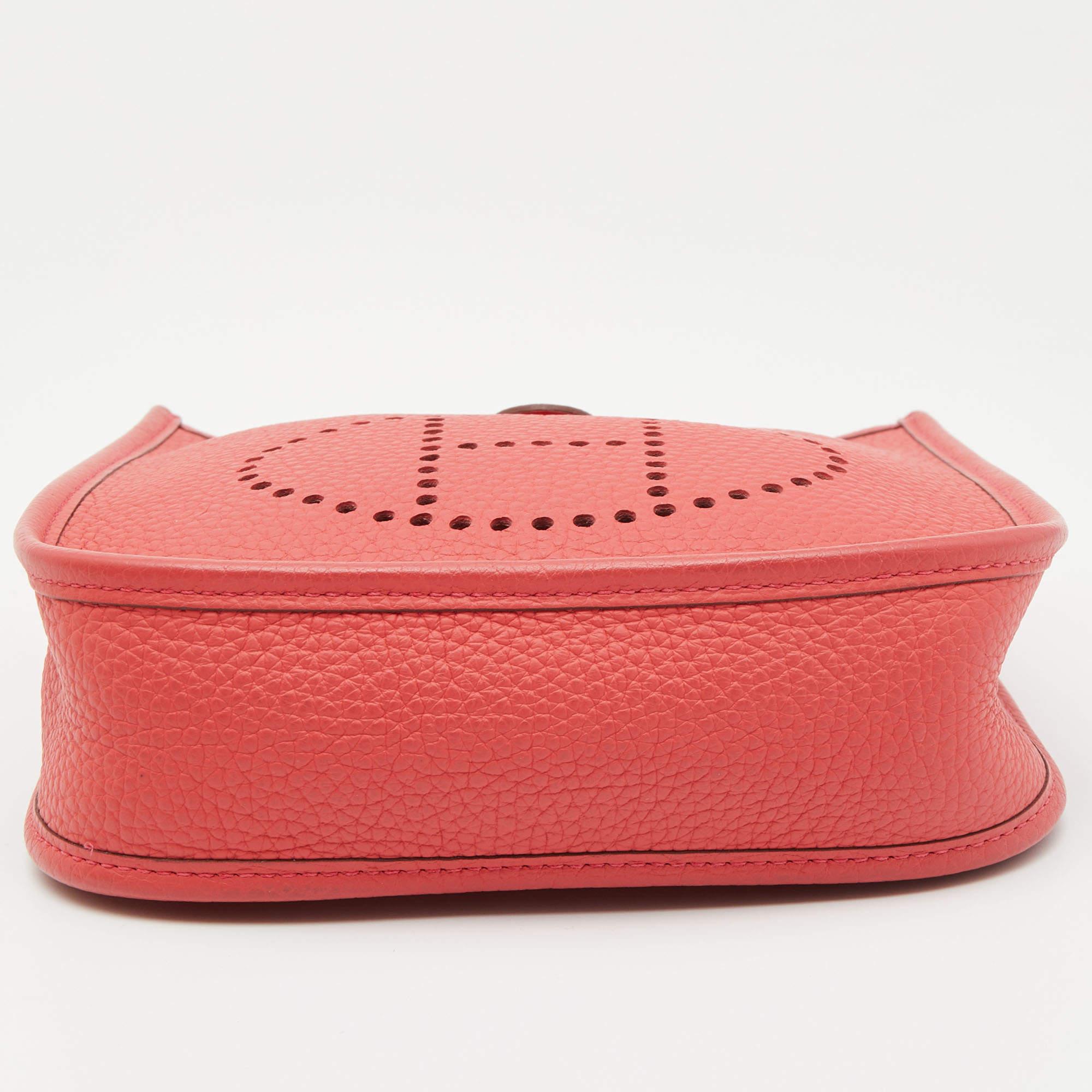 Hermes Rouge Pivoine Taurillon Clemence Leather Evelyne TPM Bag For Sale 6