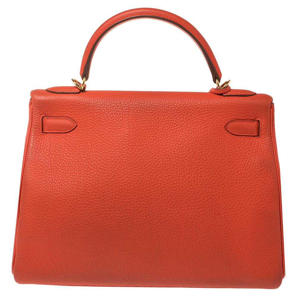 Inspired by none other than Grace Kelly of Monaco, Hermes Kelly is carefully hand-stitched to perfection. This Kelly Retourne is crafted from leather and has gold-tone hardware. Retourne has a more casual look and is stitched on the inside thus