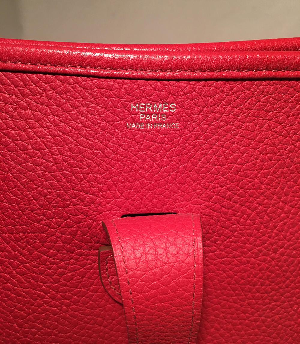 Hermes Rouge Red Togo Evelyne III GM 31cm Shoulder Bag 3