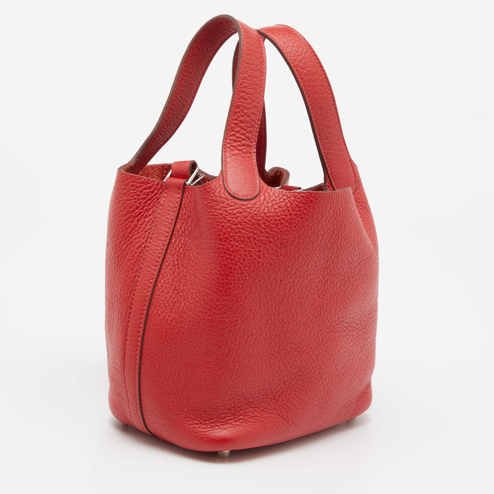 Hermes Rouge Tomate Taurillon Clemence Leather Picotin Lock 18 Bag In Good Condition In Dubai, Al Qouz 2