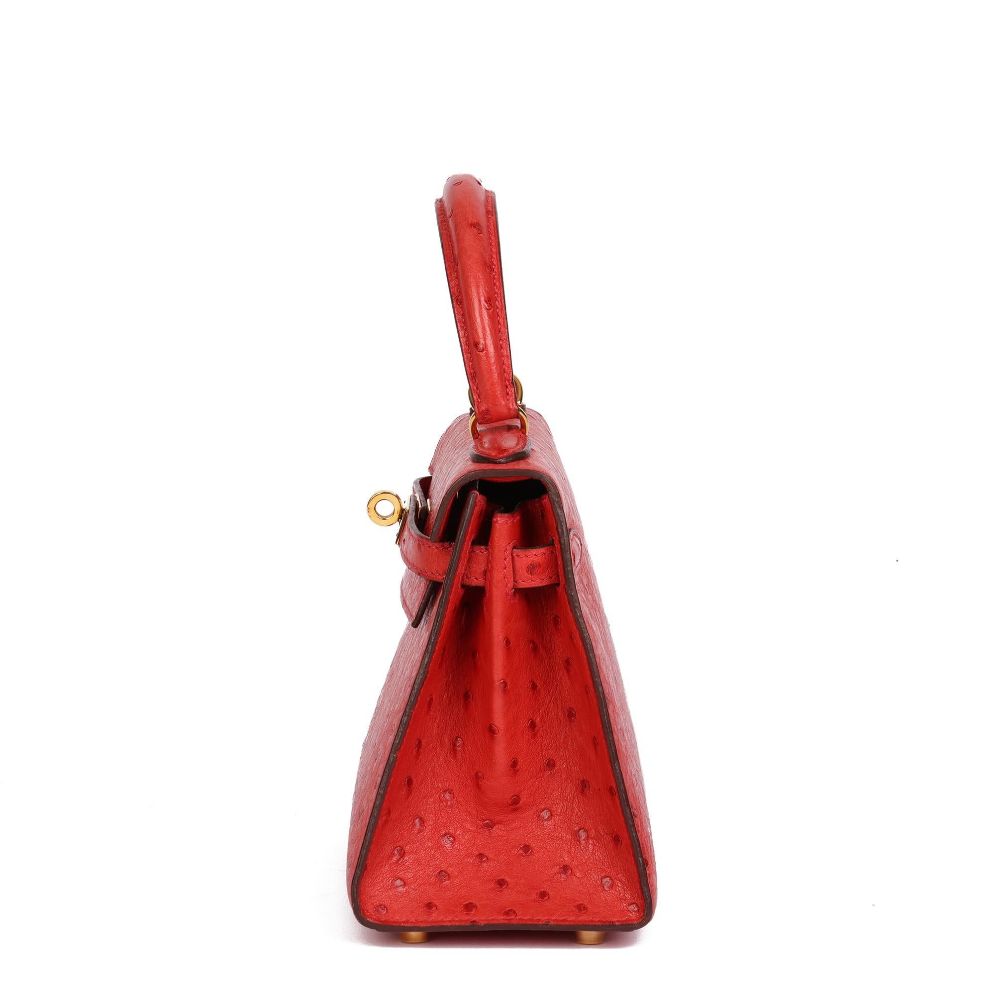 Hermès ROUGE VIF OSTRICH LEATHER KELLY 20CM SELLIER (Rot) im Angebot