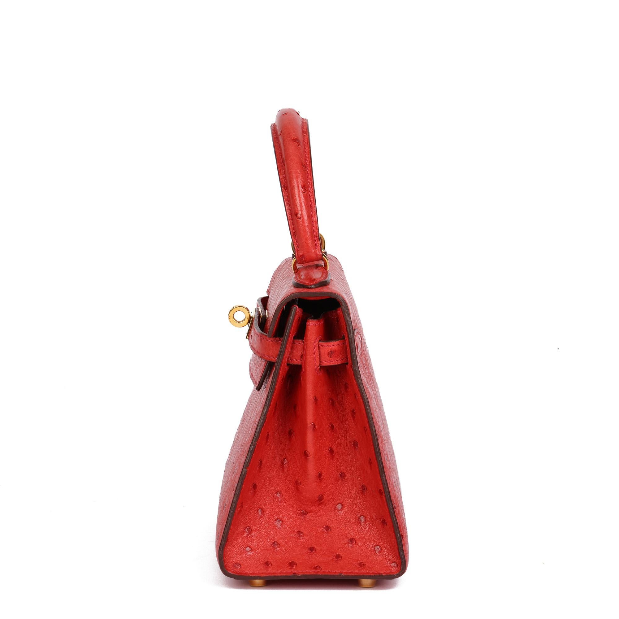 Hermès Rouge Vif Kelly en cuir d'autruche 20cm Sellier Excellent état - En vente à Bishop's Stortford, Hertfordshire