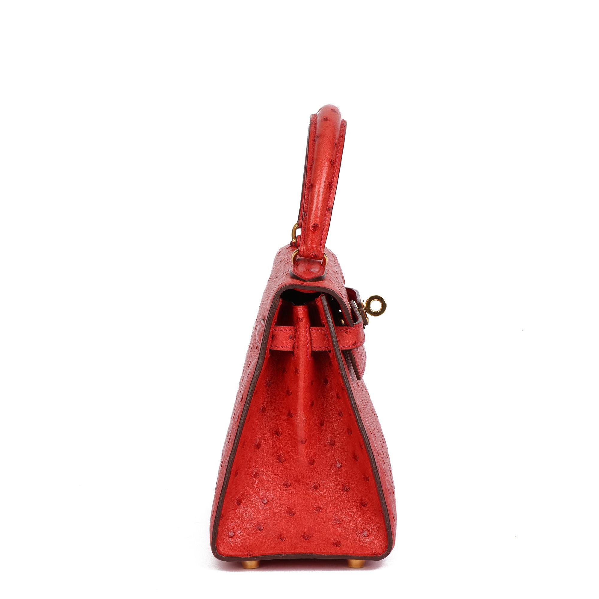 Hermès Rouge Vif Kelly en cuir d'autruche 20cm Sellier Pour femmes en vente