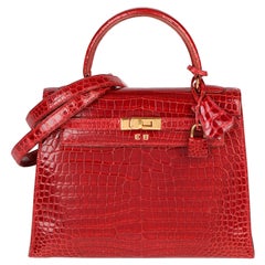 Hermès - Sac Kelly 25 cm Sellier vintage en cuir de crocodile Porosus rouge vif brillant