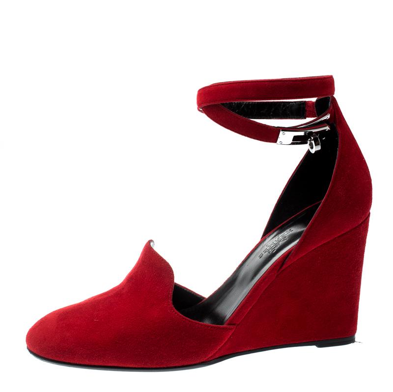 Women's Hermes Rouge Vif Suede Lively Ankle Strap Wedge Pumps Size 39