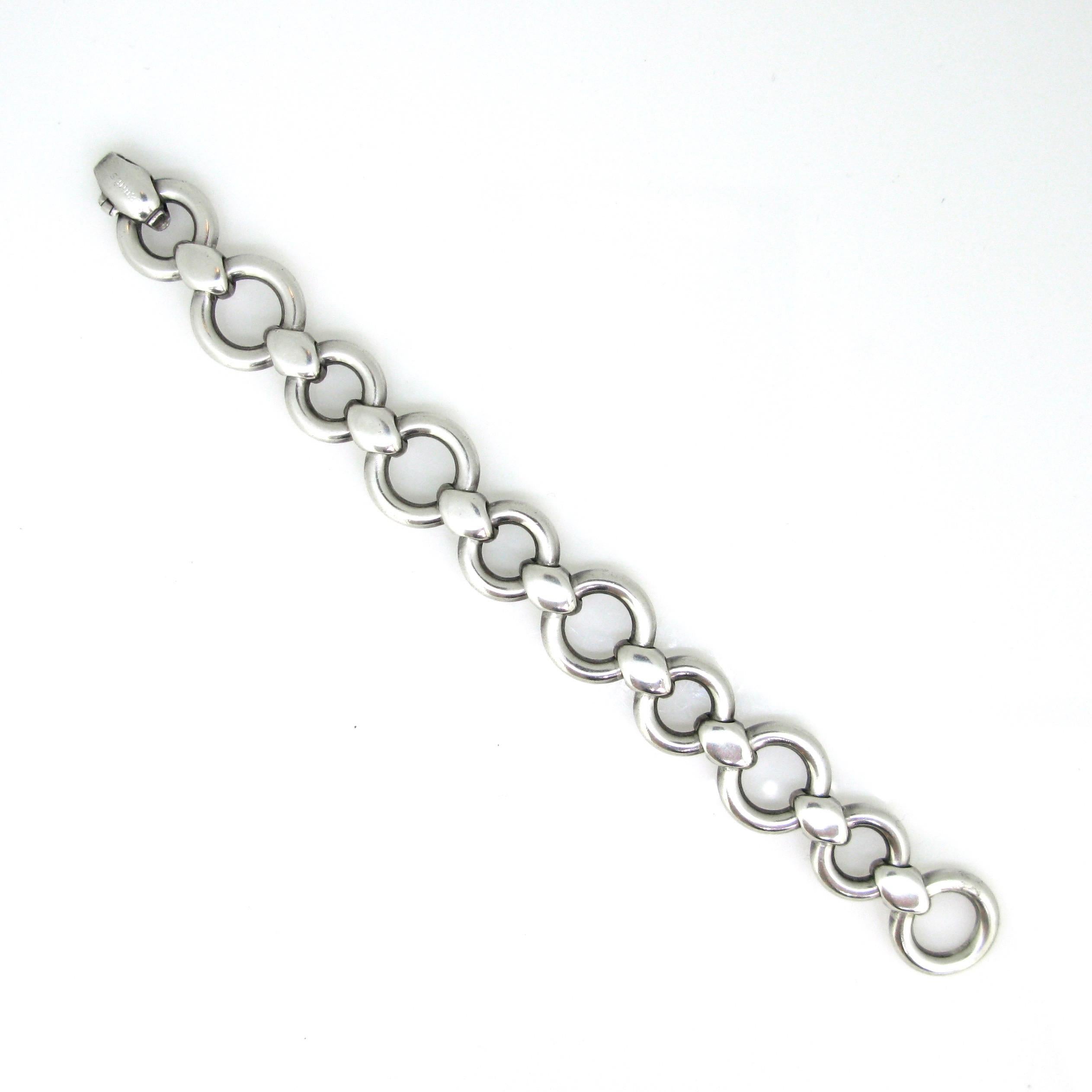 Hermès Round Links Chain Silver Bracelet In Good Condition In London, GB