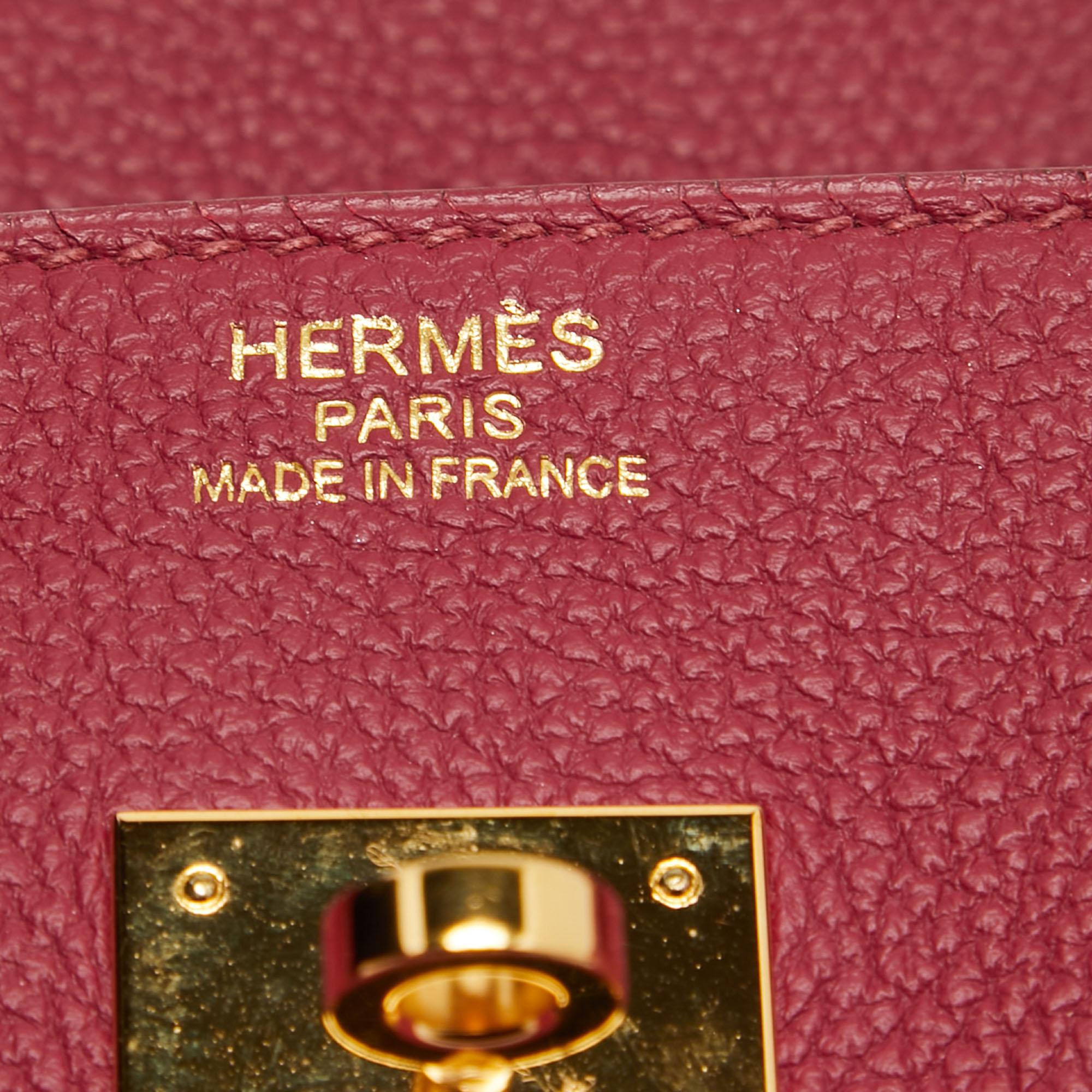 Hermes Sac Birkin 35 en cuir Ruby Togo finition or en vente 11
