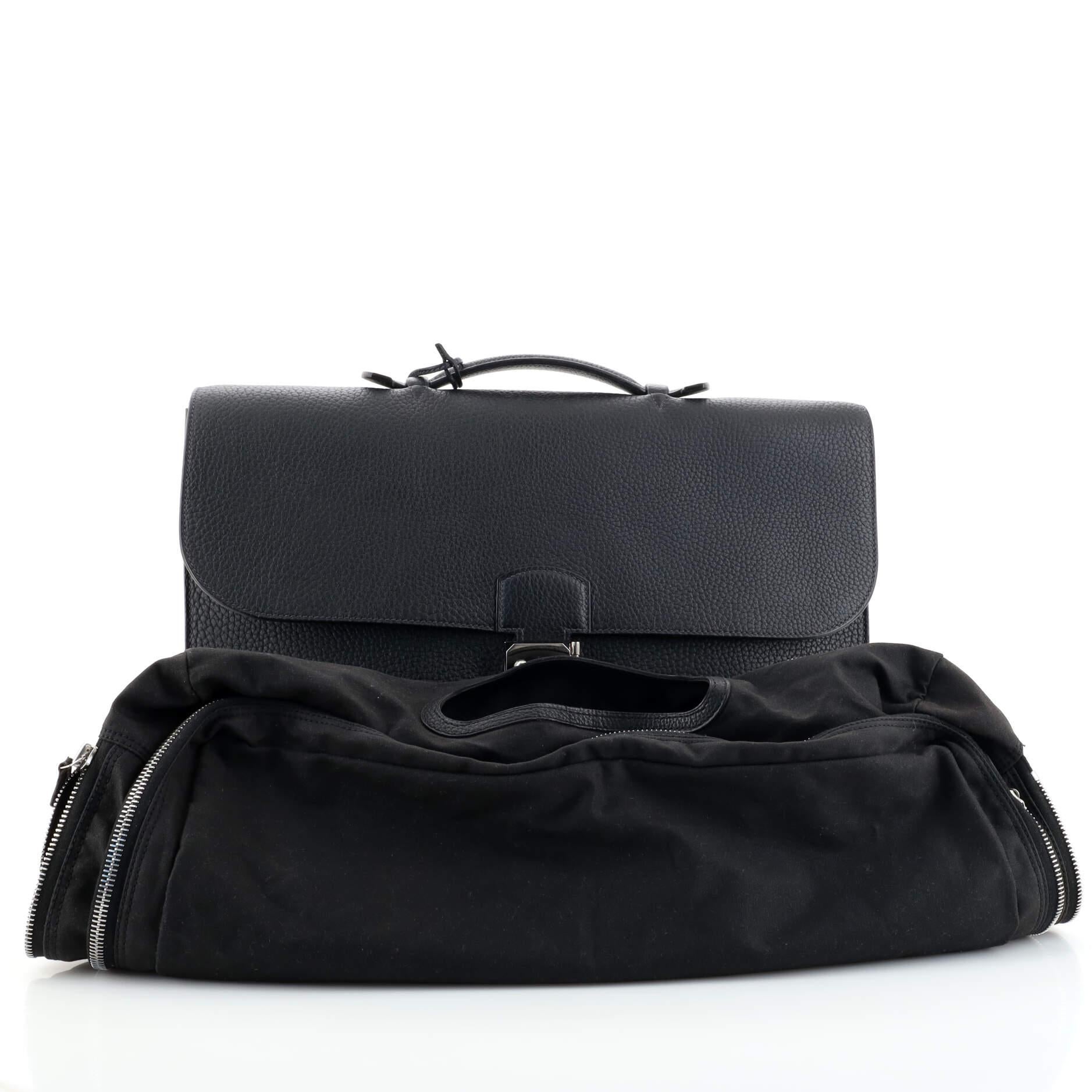 Condition: Very good. Minor wear and creasing on exterior and underneath flap, wear on base corners, light wear in interior, scratches on hardware.
Accessories: Clochette, Keys, Extra Bag
Measurements: Handle Drop 1