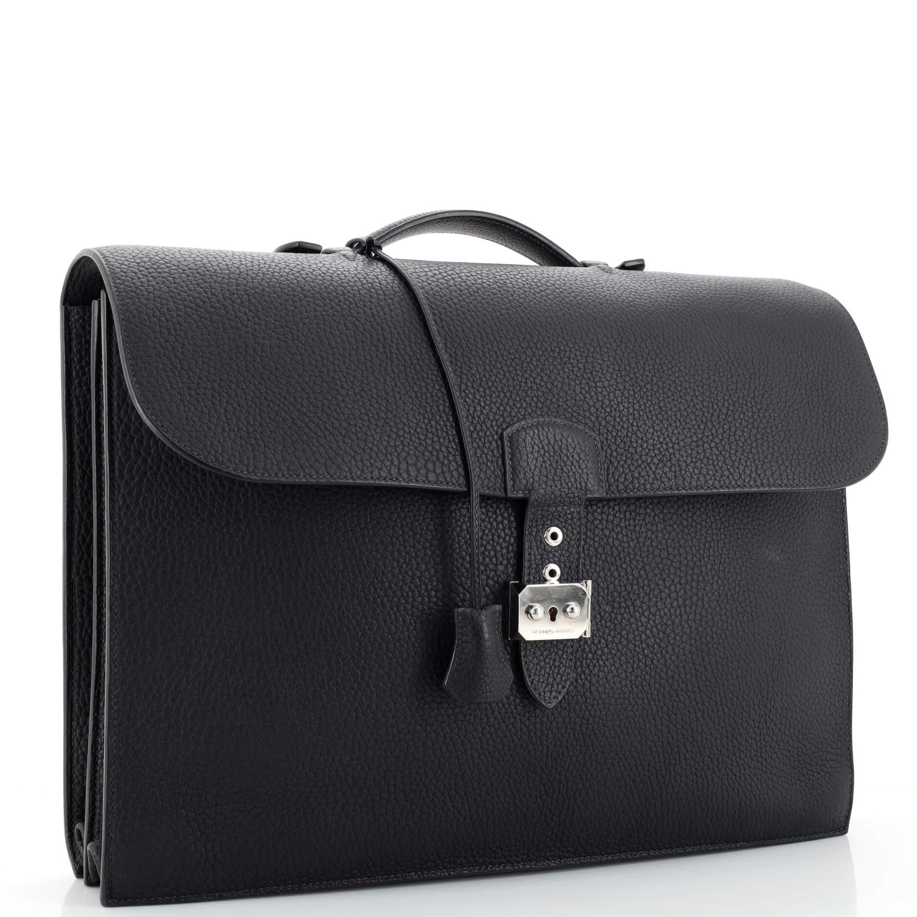 Hermes Sac a Depeches Bag Fjord 41 In Good Condition In NY, NY