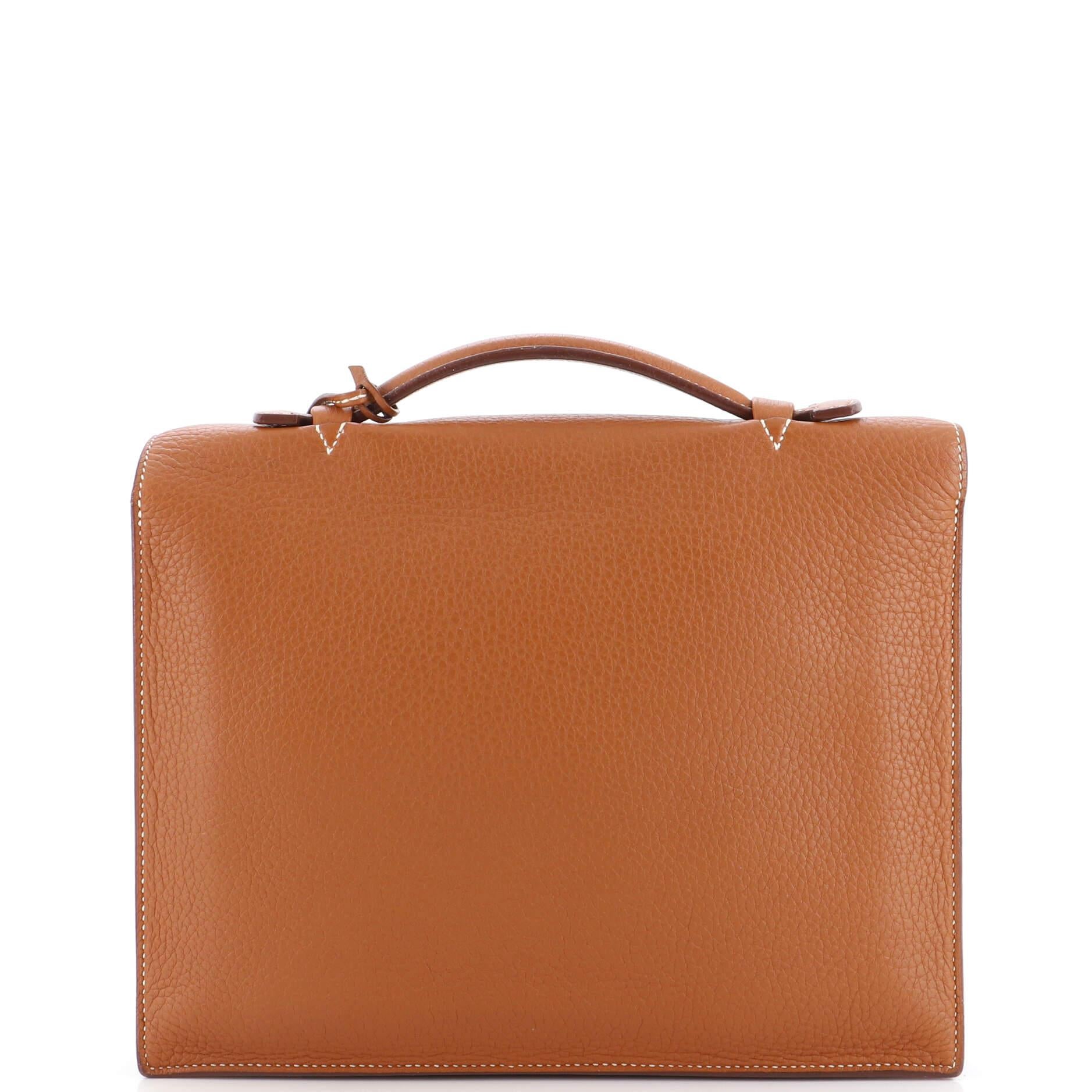 Hermes Sac a Depeches Bag Togo 27 In Good Condition In NY, NY