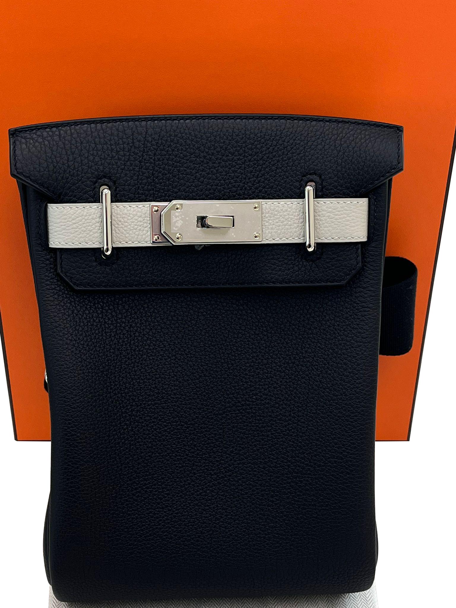 Hermes SAC A DOS HAC A DOS PM Veau Togo Leather Backpack Palladium Hardware For Sale 2