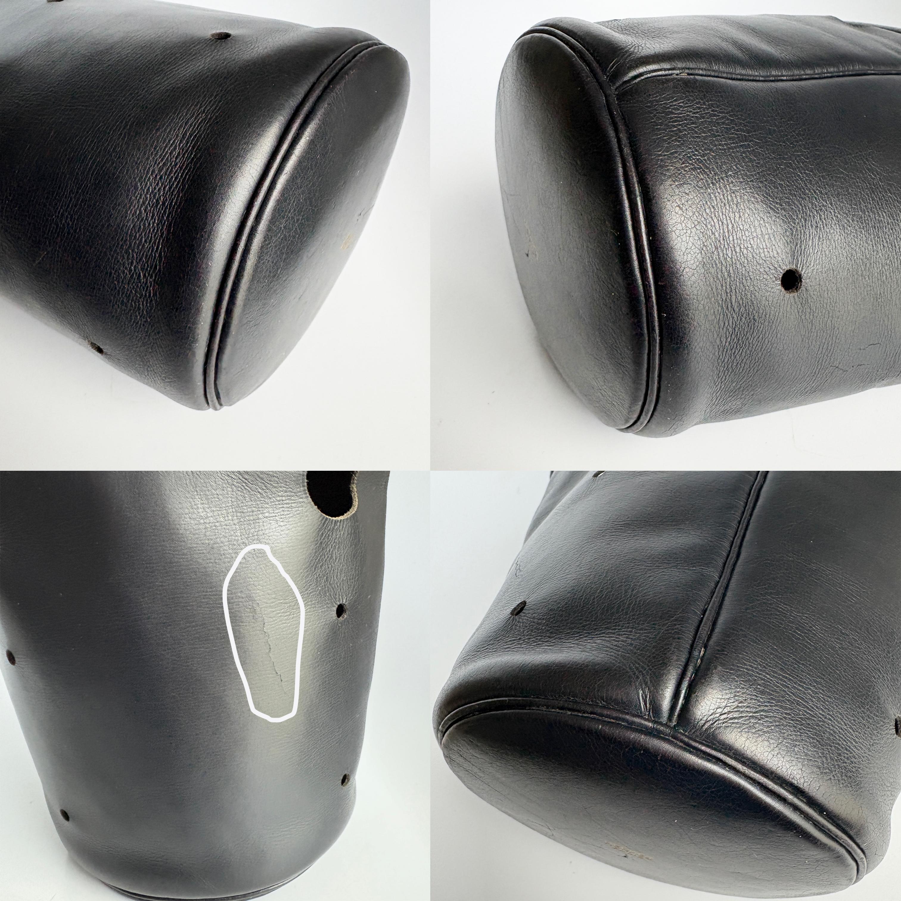 Hermes Sac de Mangeoire Bag Tote Black Box Calf Leather Feed Bucket Bag Vintage For Sale 8