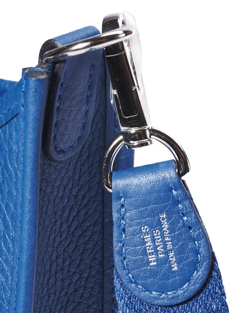 Hermès Sac Evelyne 16 Clemence Blue Tie in vendita 7