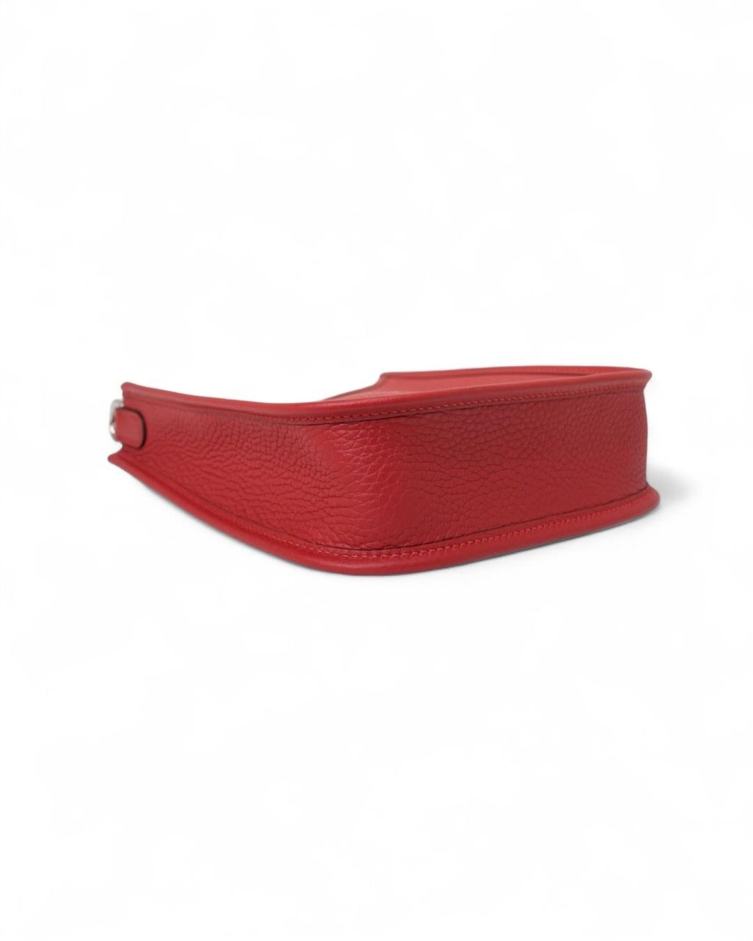 Hermès Sac Evelyne 16 Clemence Rouge Radieux in vendita 1