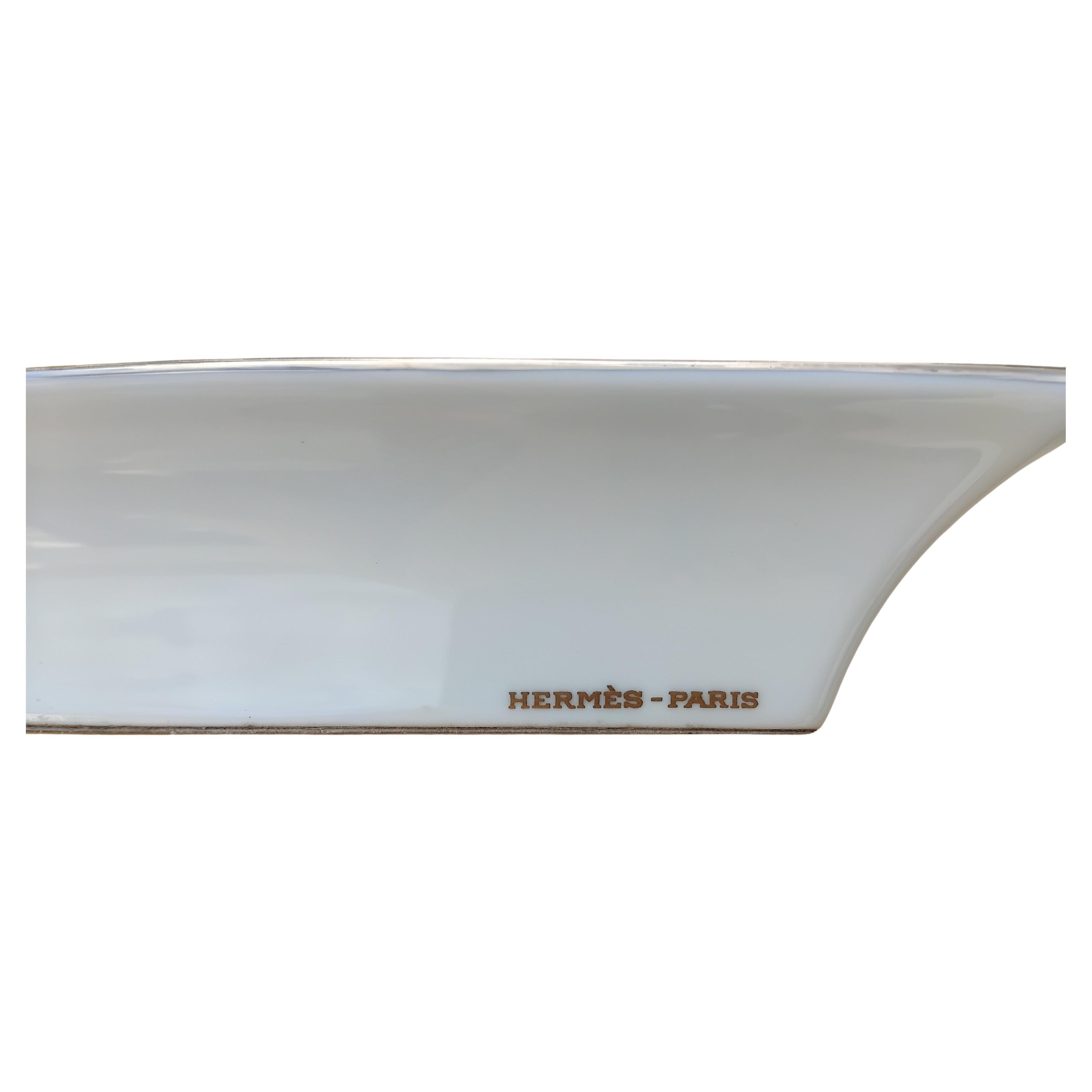 Hermès Saddles Cigar Ashtray Change Tray Porcelain Horse Riding Rodeo Texas For Sale 10