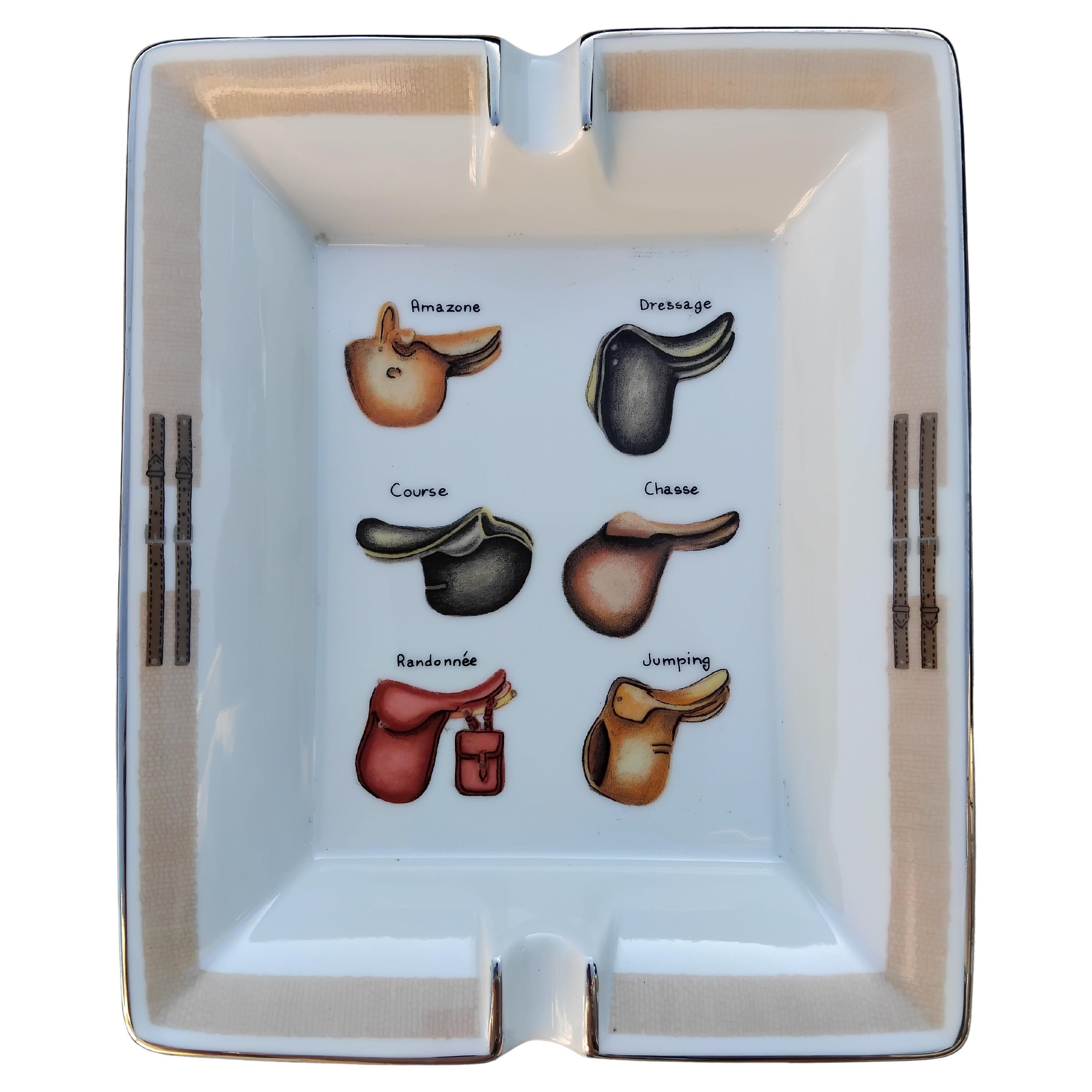 Hermès Saddles Cigar Ashtray Change Tray Porcelain Horse Riding Rodeo Texas For Sale