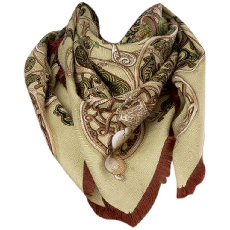Hermes sage green LA CHARMANTE AUX ANIMAUX 90 cashmere silk Shawl Scarf at  1stDibs