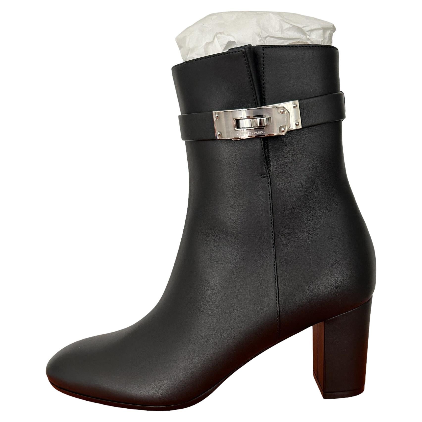 Hermes Boots Saint Germain Ankle Boot Black 40 Kelly Buckle $2000 retail For Sale
