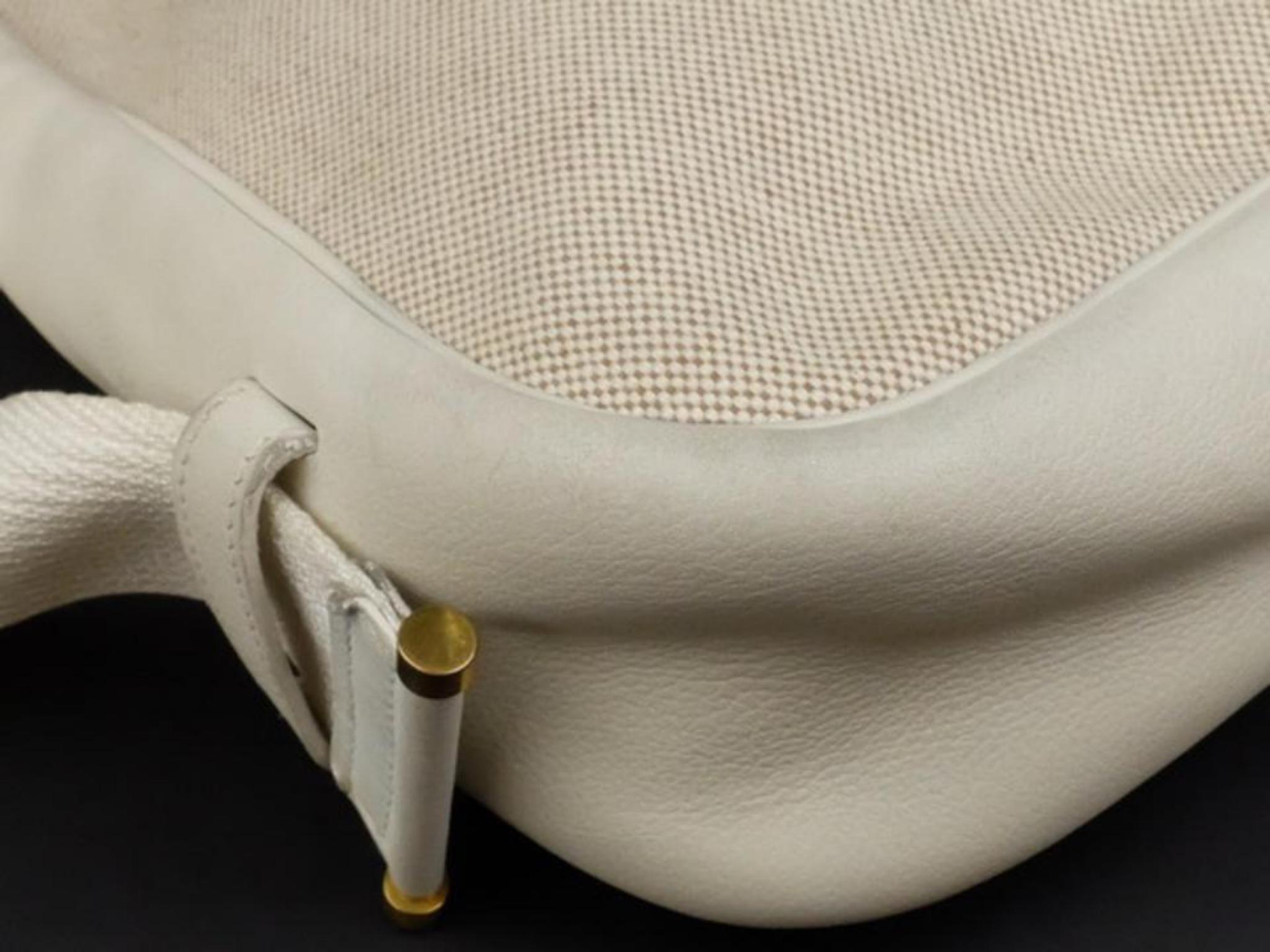 Hermès Sako Toile 223950 Ivory Leather Shoulder Bag For Sale 5