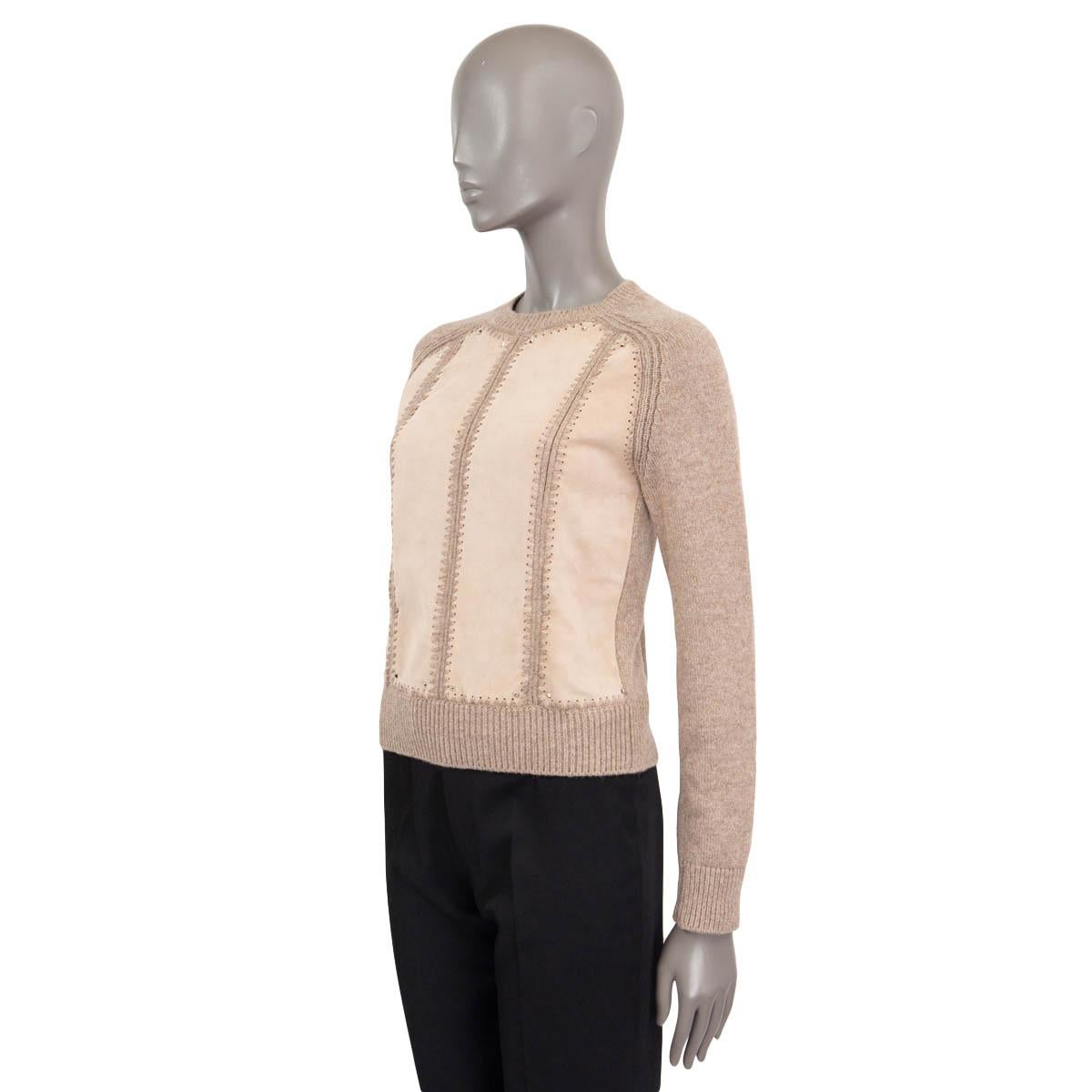 HERMES sand beige LEATHER & ALPACA STUDDED Crewneck Sweater 34 XXS In Excellent Condition For Sale In Zürich, CH