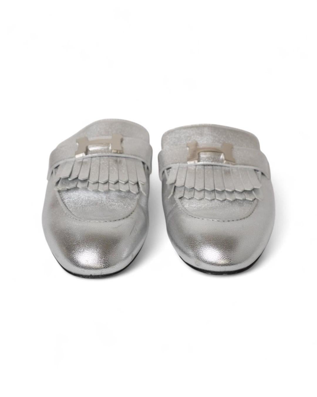 Hermès Sandali Rivoli Argento Metallizzato im Zustand „Gut“ im Angebot in Torre Del Greco, IT