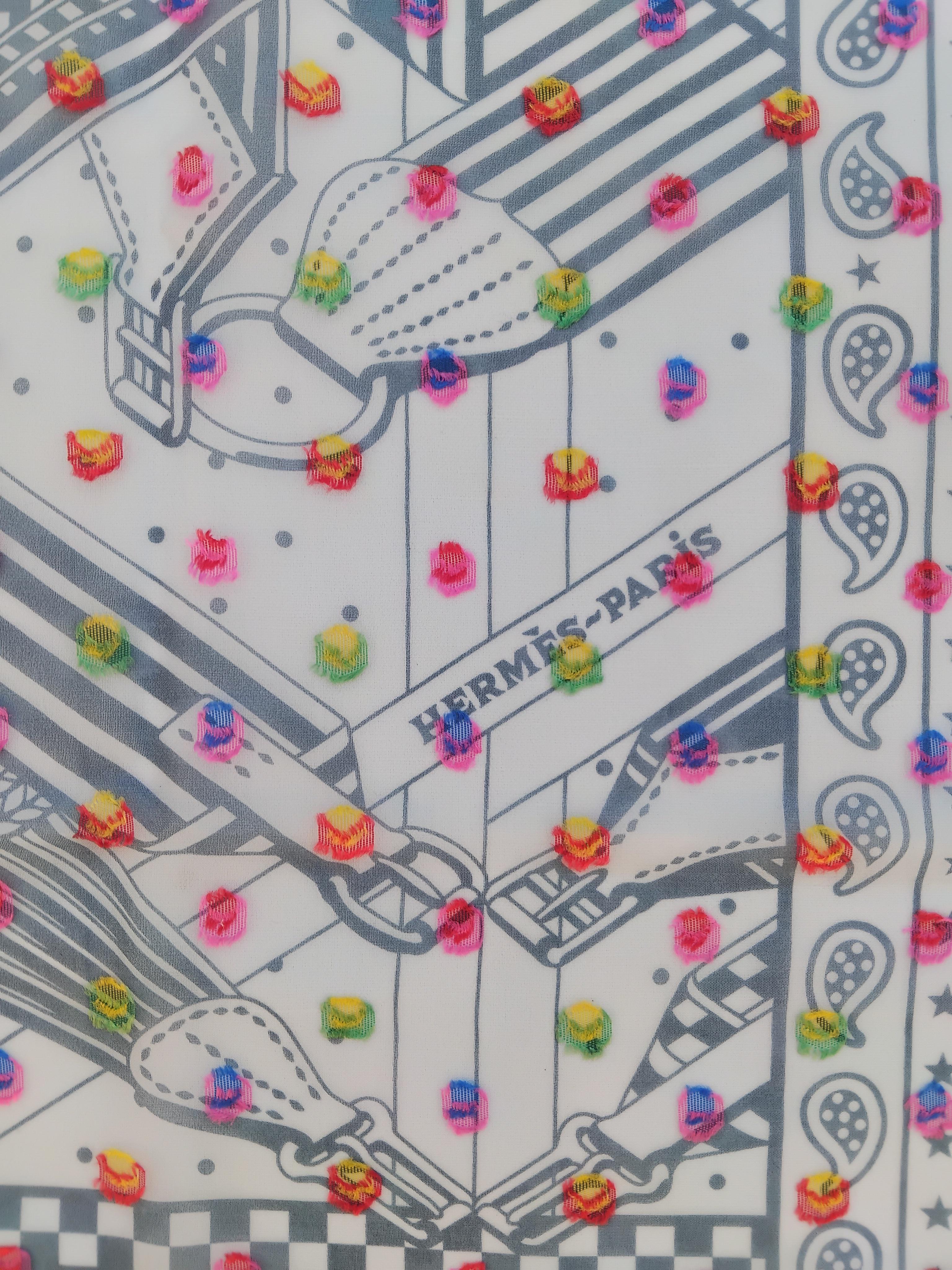 Hermès Sangles Zig Zag à Pois Rainbow Chiffon Silk Scarf Plumetis Jamin 60 cm For Sale 2