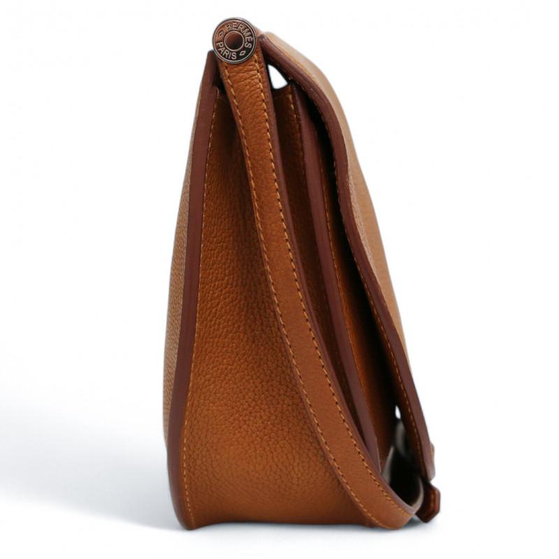 Hermès Saut 25 Leather Bag In Excellent Condition For Sale In Paris, FR