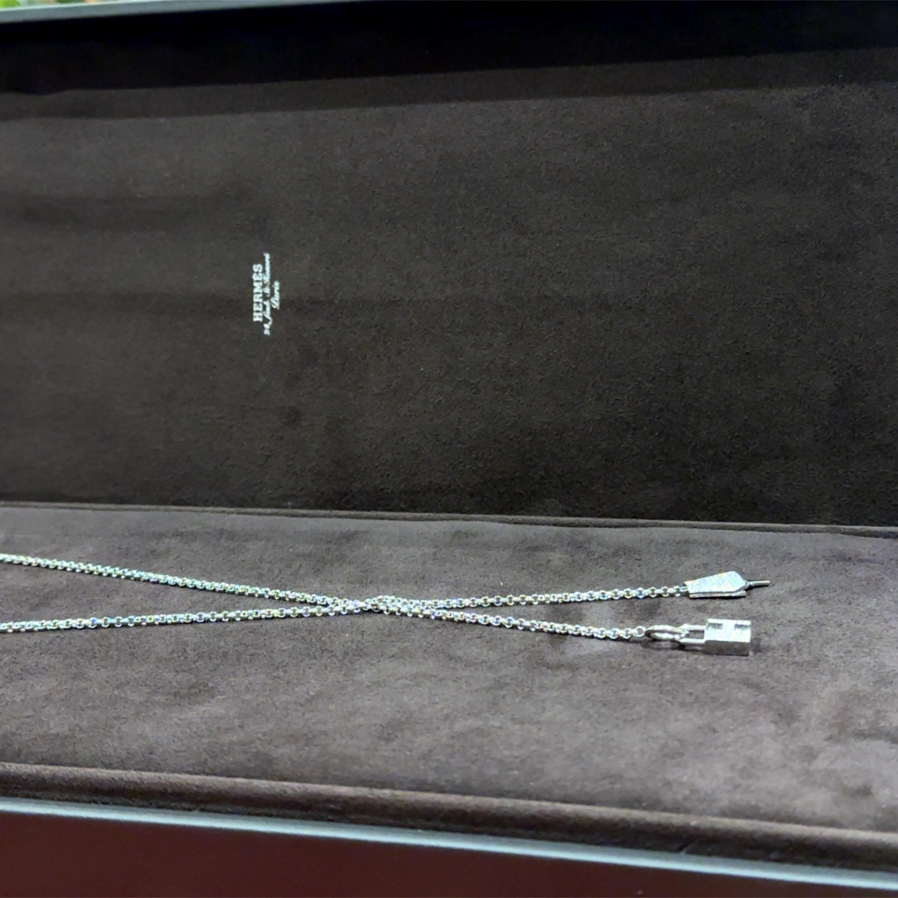 Hermès Sautoir Kelly Clochette Collana lunga con diamanti 1,83ct 55,65g in vendita 3