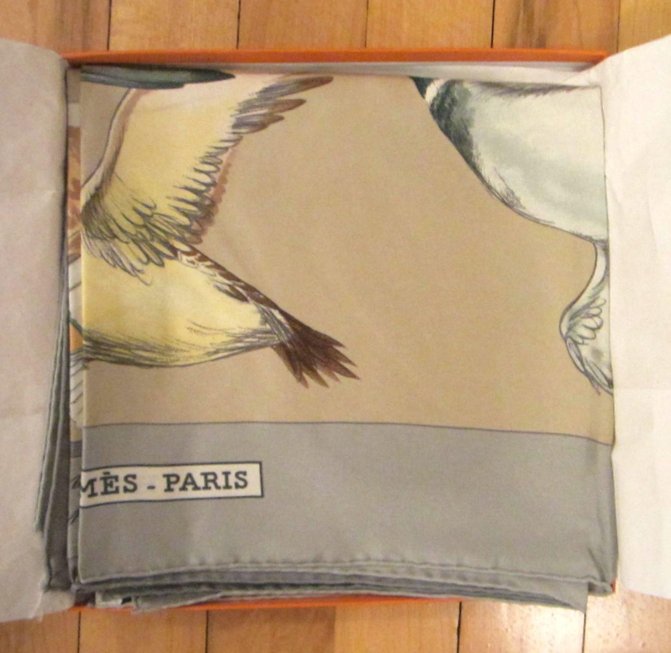 Women's or Men's Hermes “Sauvagine en Vol” Silk Scarf Ducks New, Never Worn in Original Box