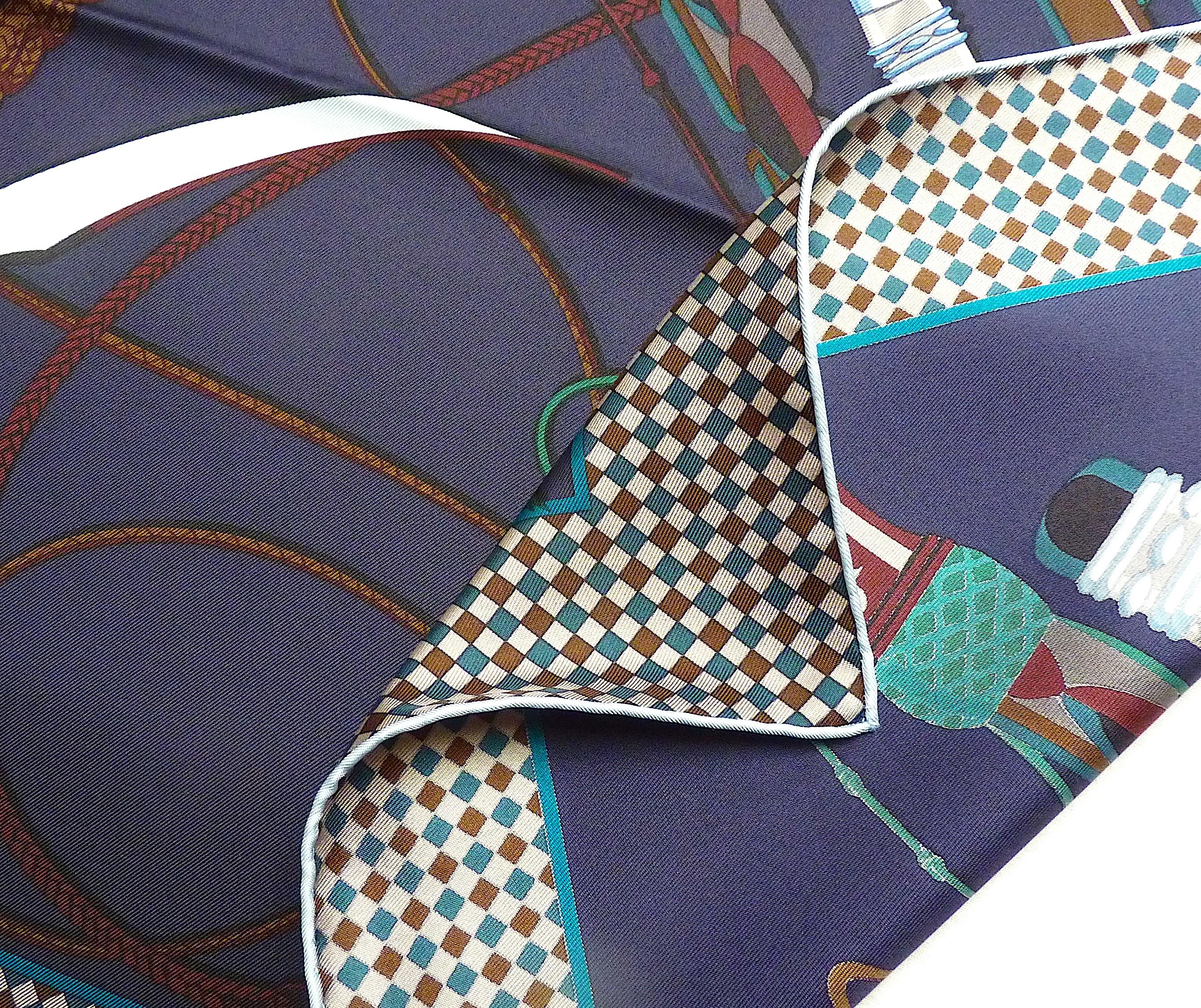 Sciarpa HERMES BNIB 90 cm Silk Twill Fouets et Badines by Virginie Jamin In condizioni Nuovo in vendita a CHAMPEAUX-SUR-SARTHE, FR