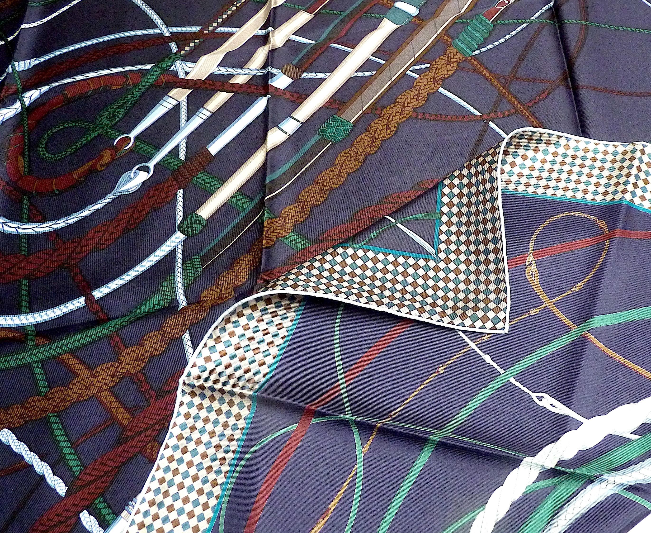 Sciarpa HERMES BNIB 90 cm Silk Twill Fouets et Badines by Virginie Jamin in vendita 4