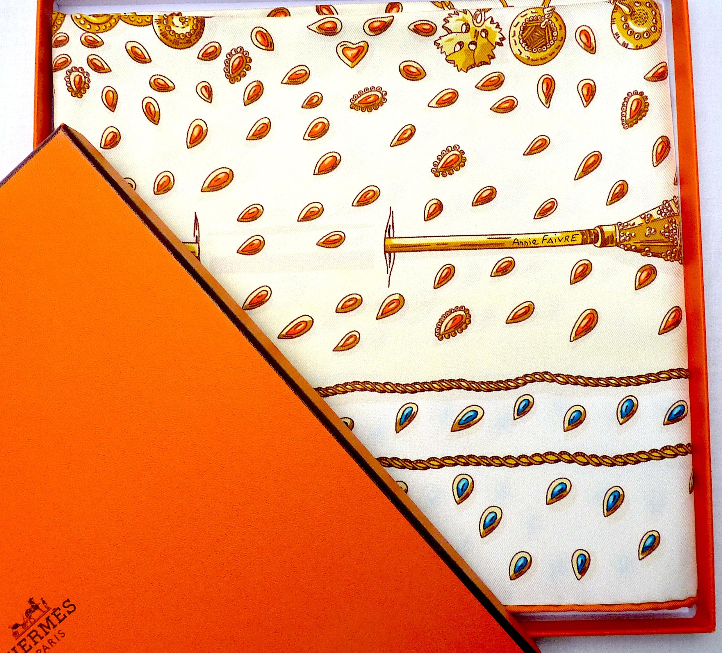 Sciarpa HERMES  BRAND NEW con scatola 