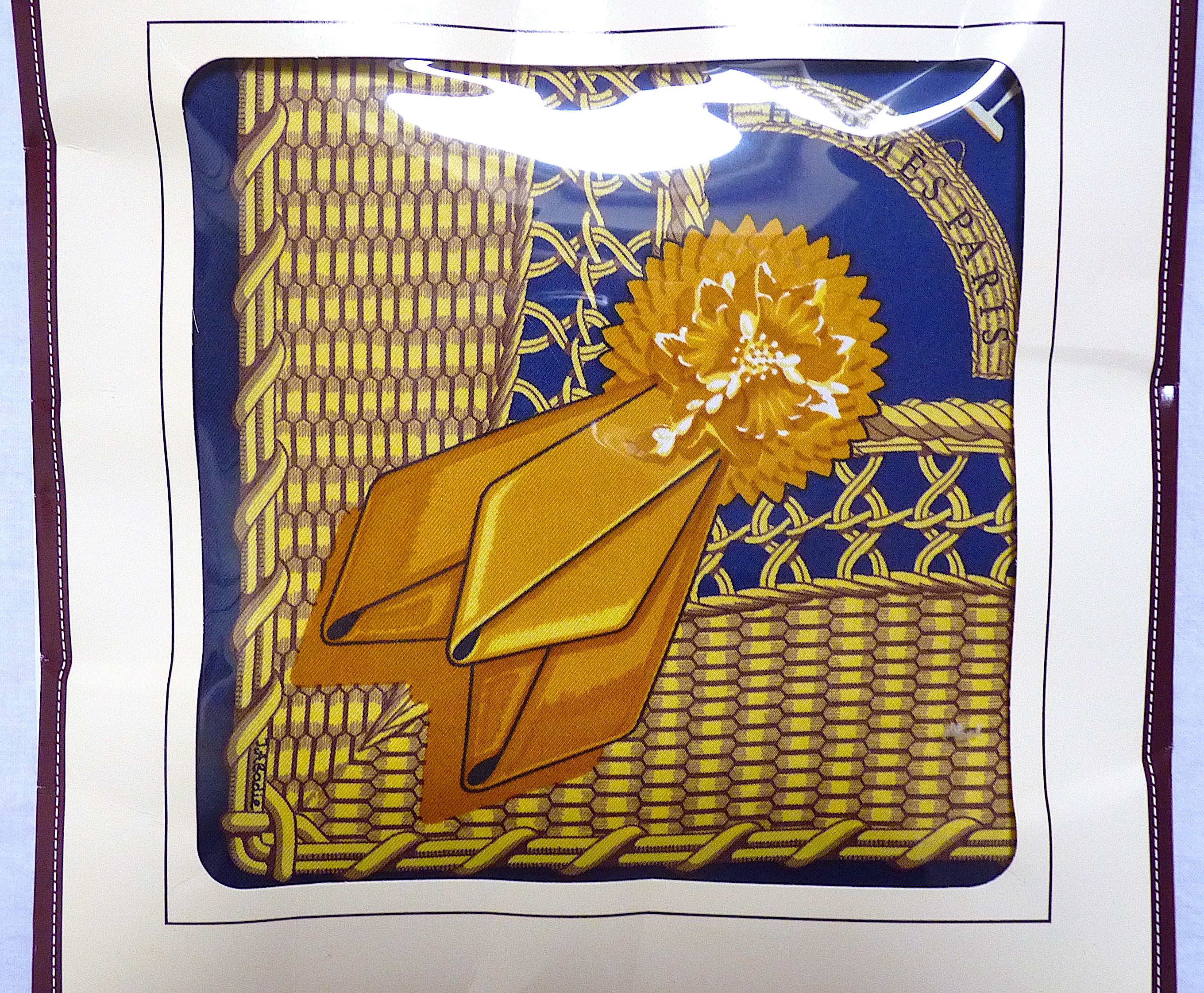 Hermes Scarf BRAND NEW with Hermes Packaging Voitures Paniers by Julie Abadie For Sale 5