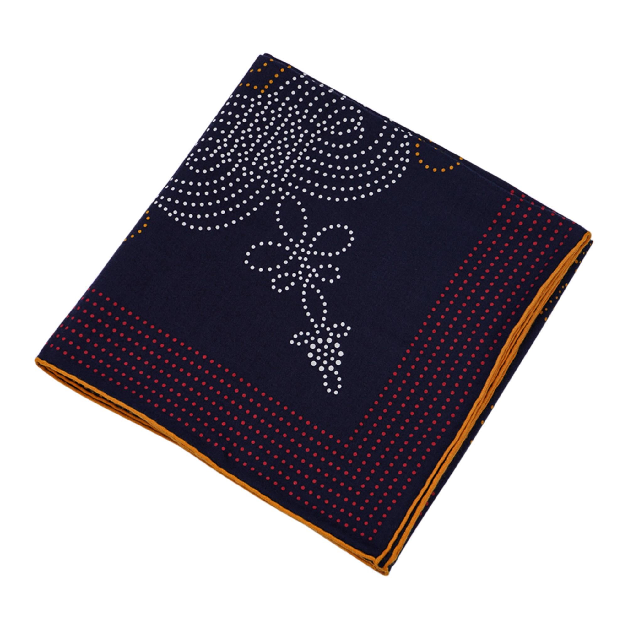 Hermes Brandebourgs Points Sciarpa Bleu / Noir / Gold / Rouge Scialle in cashmere Nuovo 8