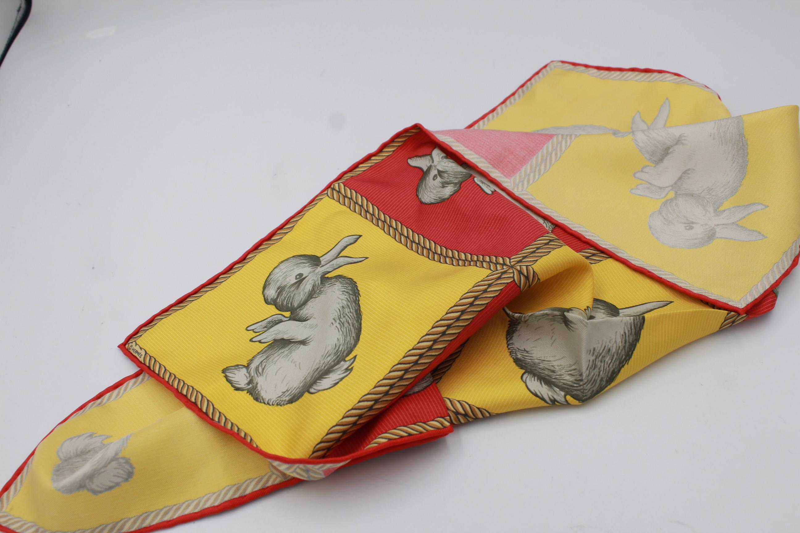 Hermès scarf « carré » rabbit print In Good Condition In Paris, FR